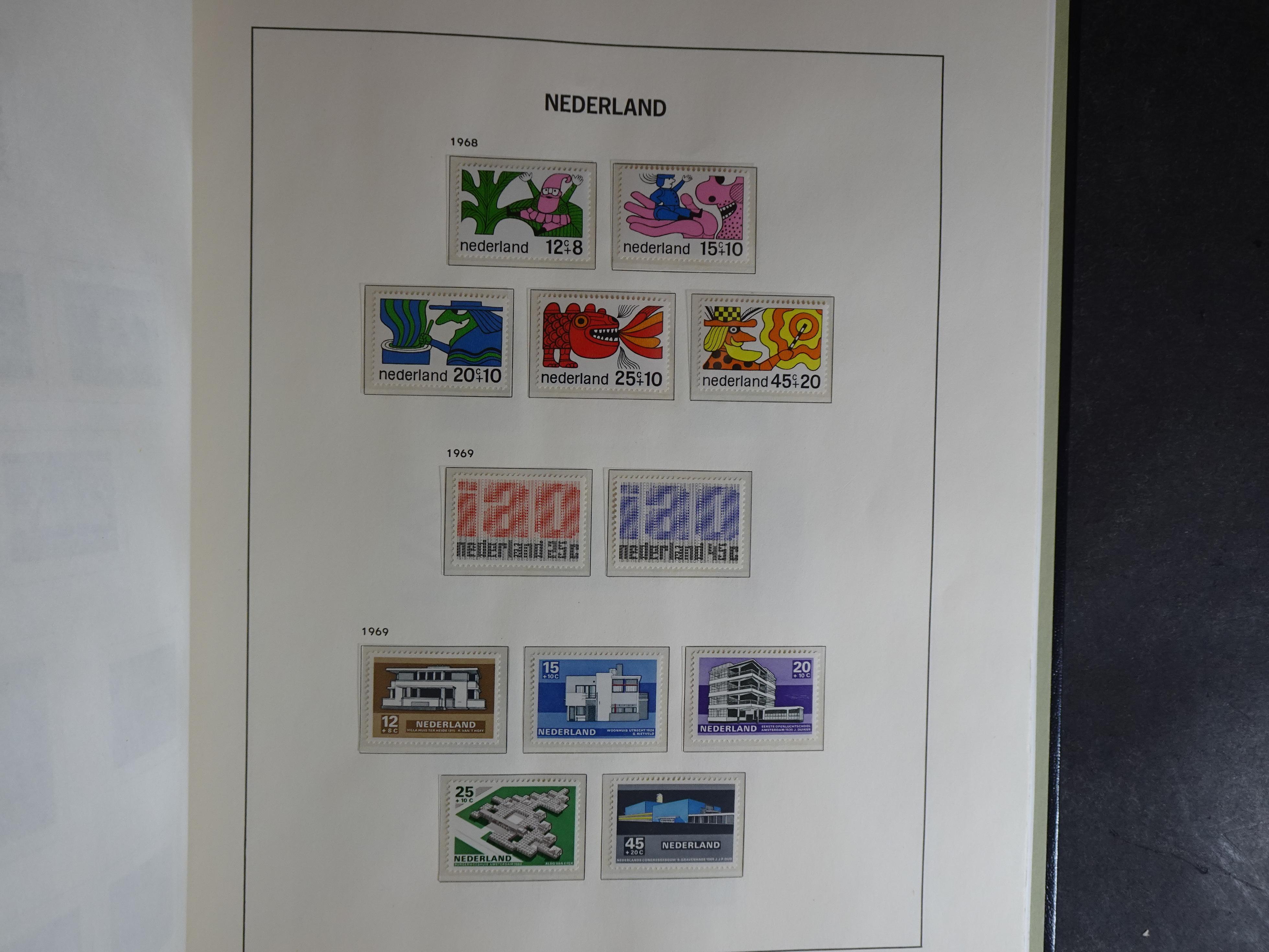 Collectie in Davo album. 60