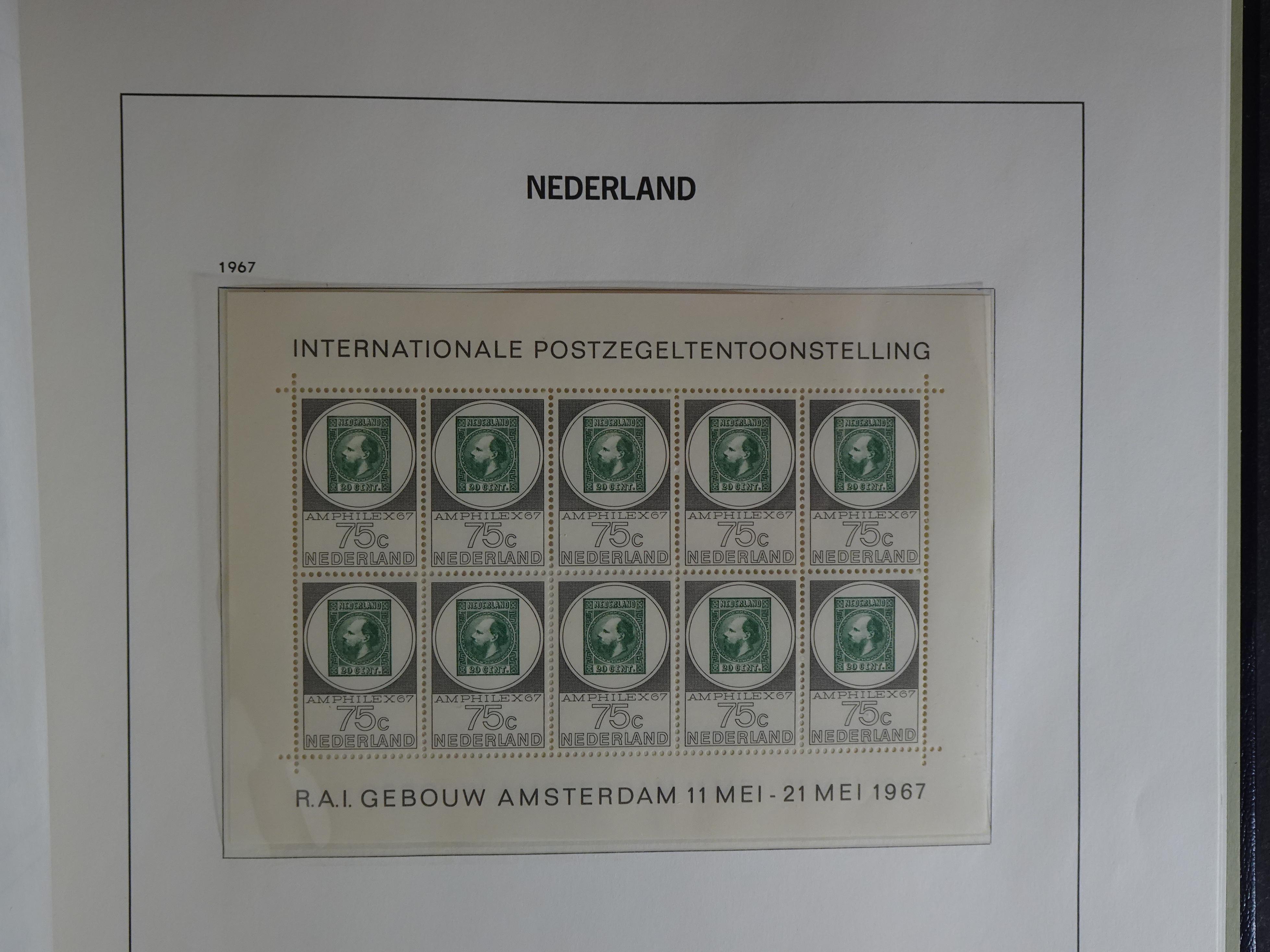 Collectie in Davo album. 71