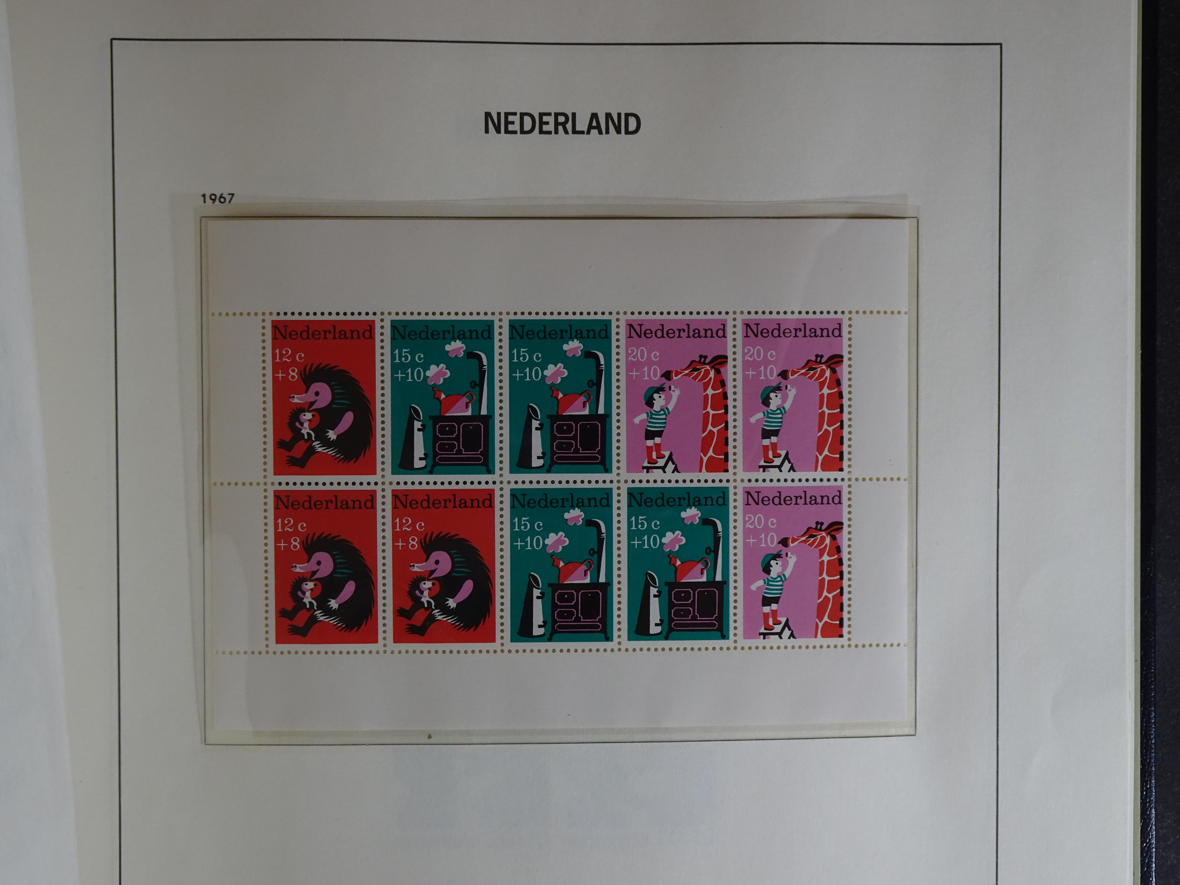 Collectie in Davo album. 72