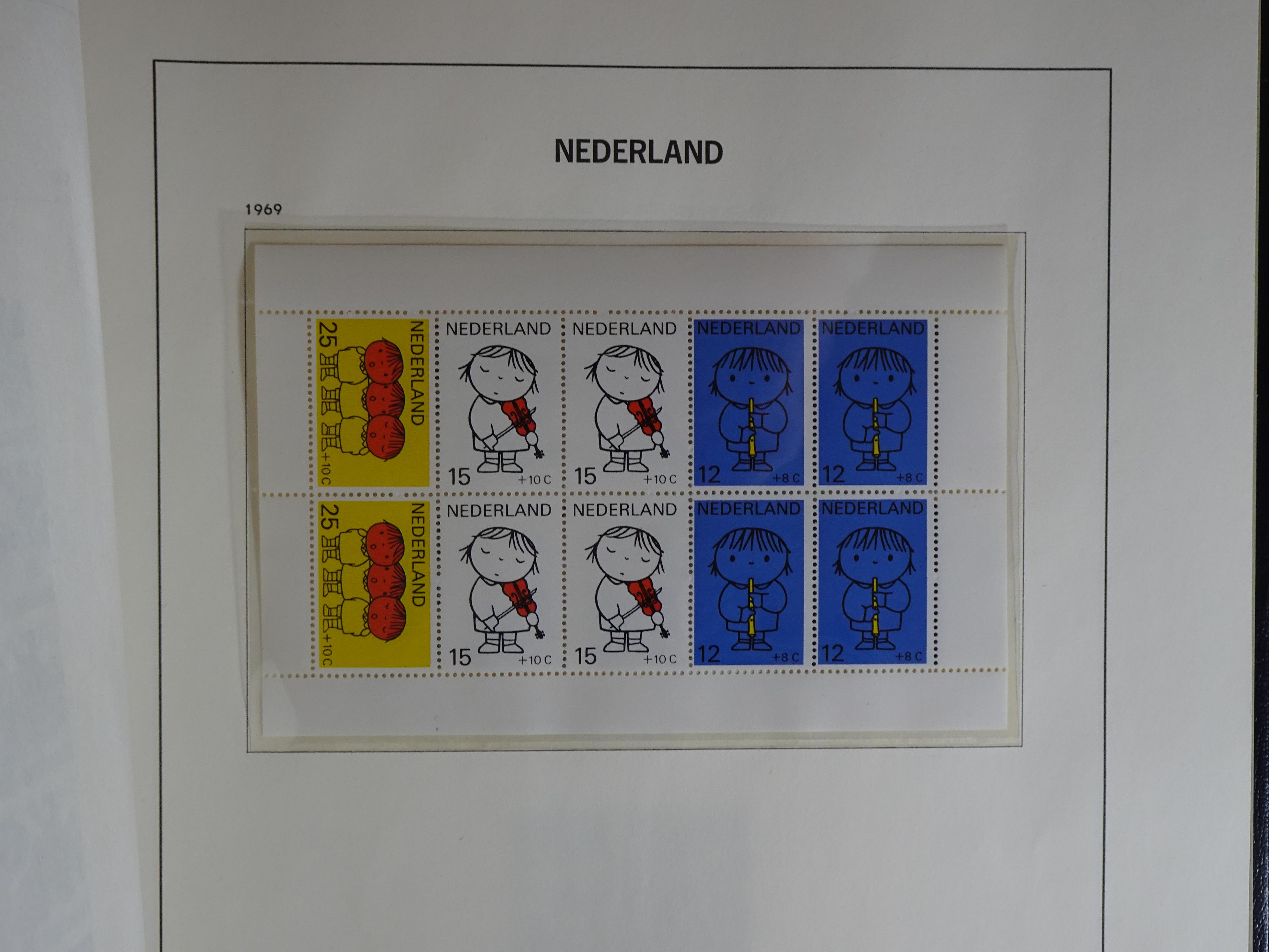 Collectie in Davo album. 74