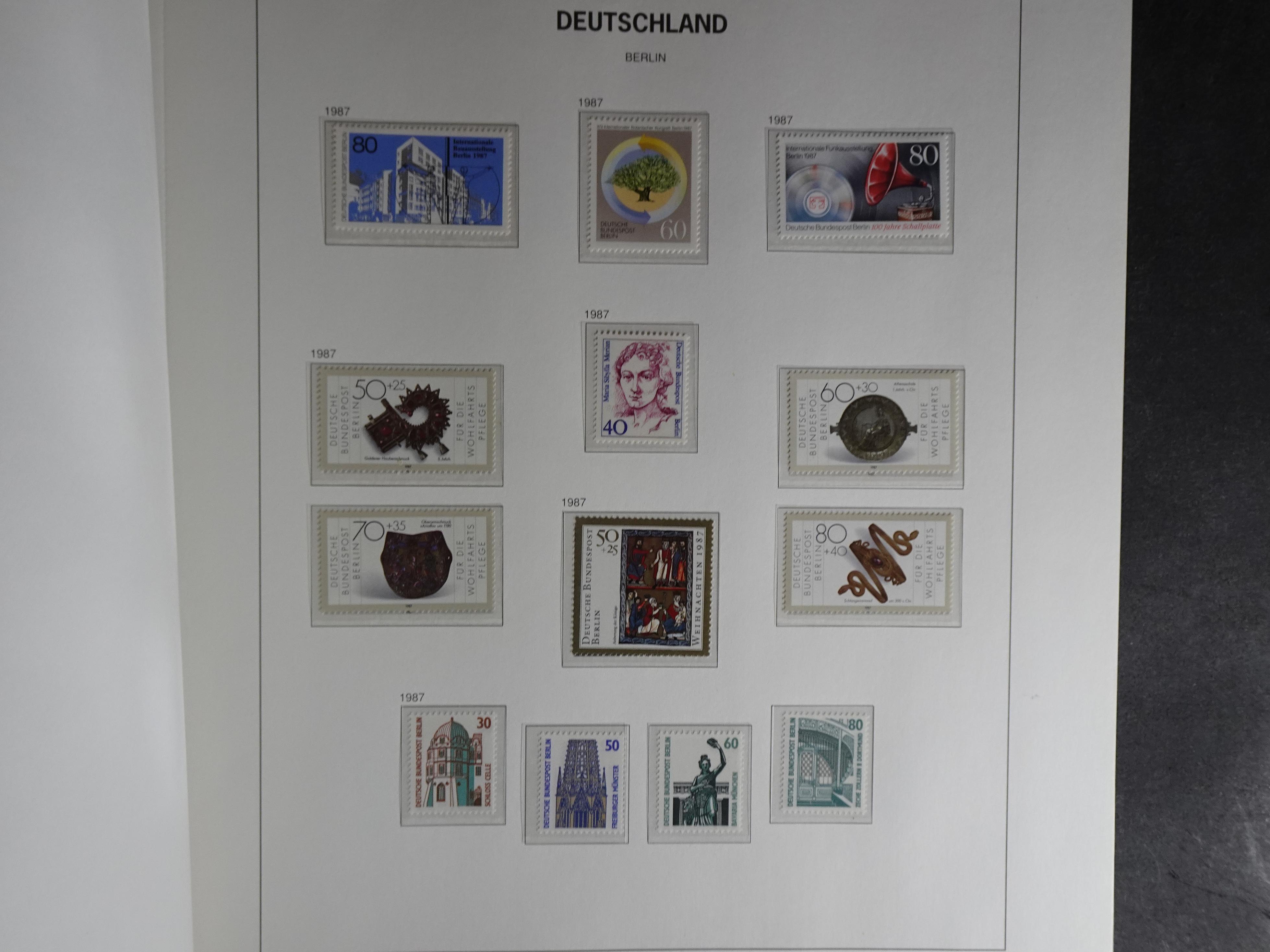 Verzameling met goed begin periode in Davo album. 54