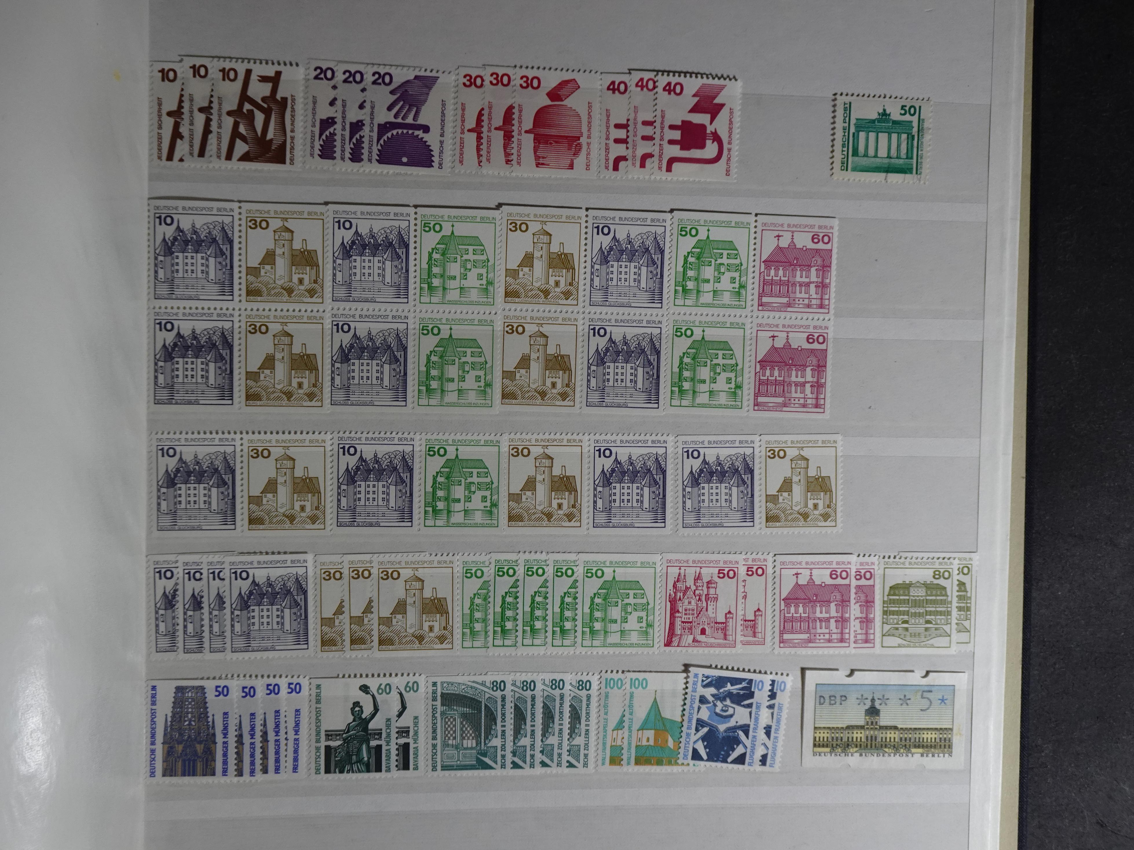 Verzameling met goed begin periode in Davo album. 74