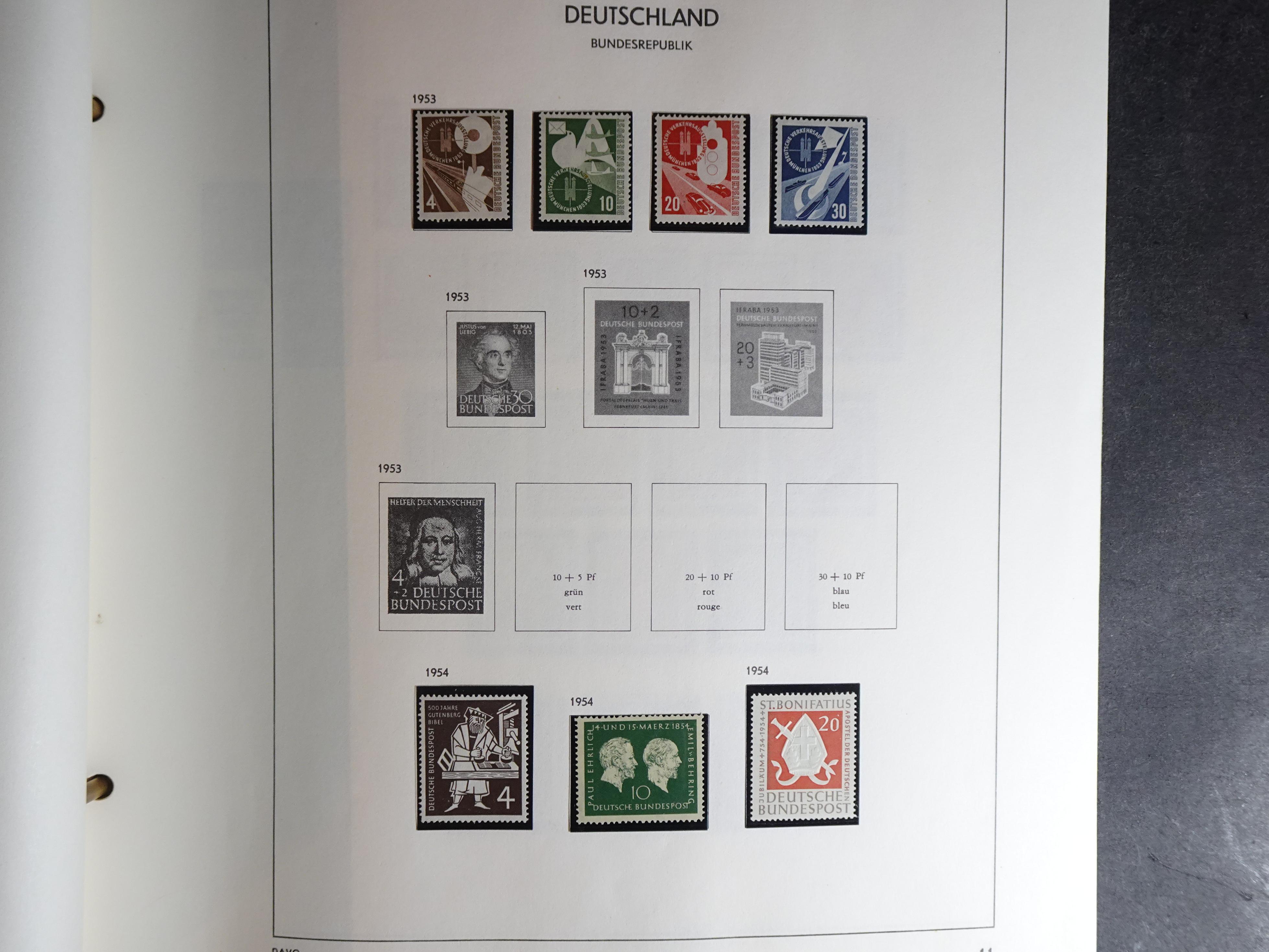 Verzameling vanaf 1949 in Davo album met prima begin periode onder andere Posthoornserie ongebruikt. 5