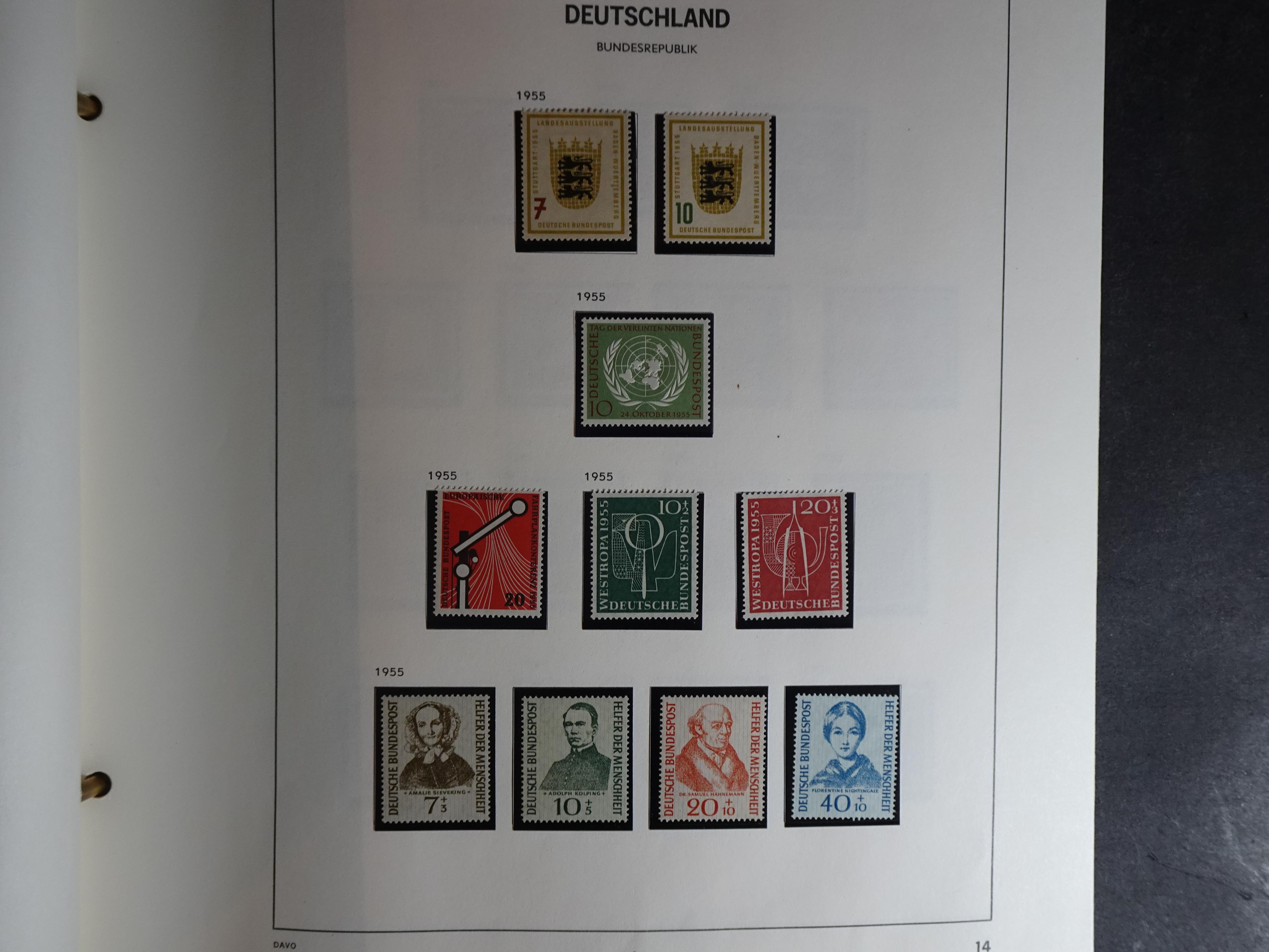 Verzameling vanaf 1949 in Davo album met prima begin periode onder andere Posthoornserie ongebruikt. 8