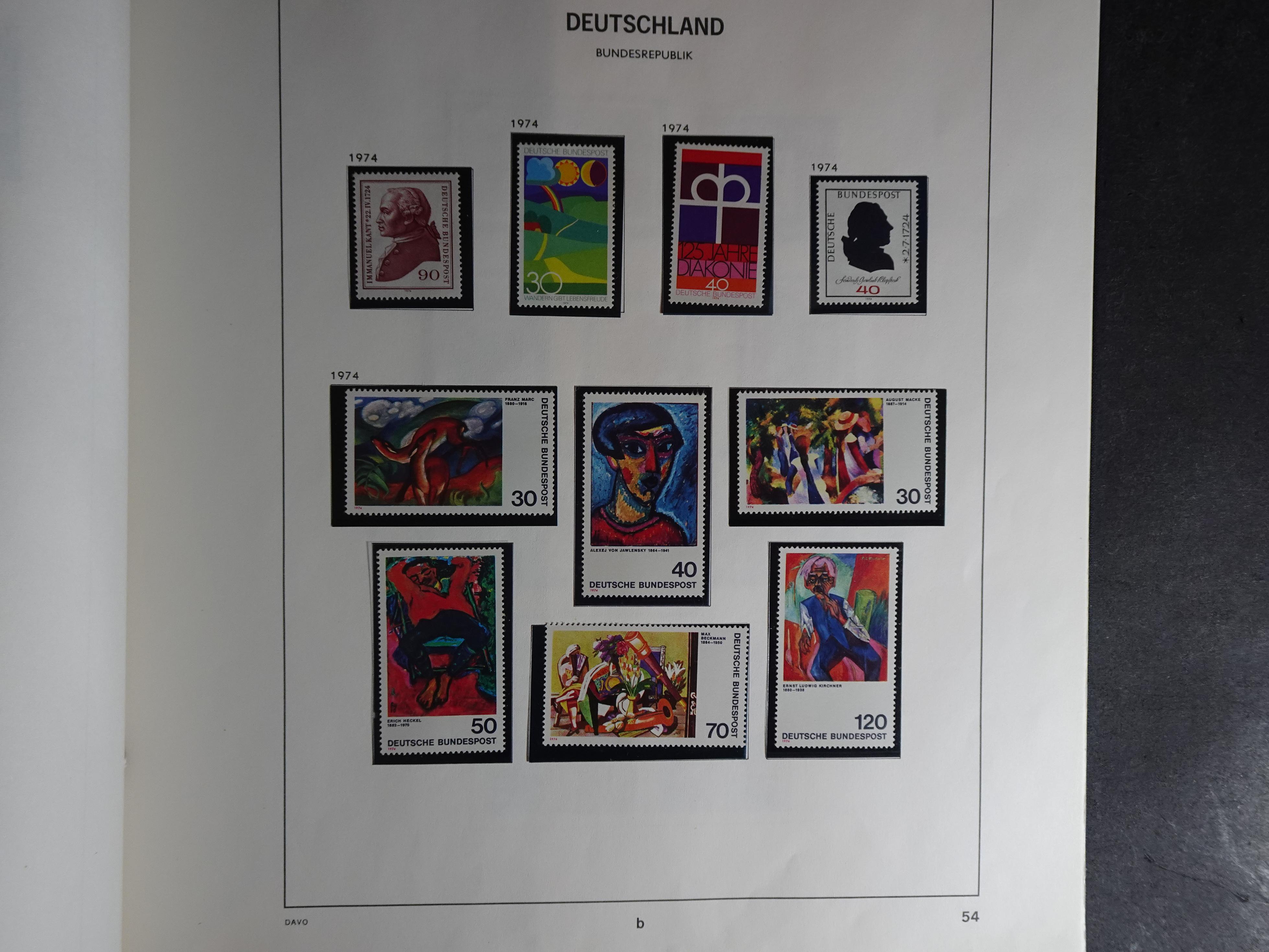 Verzameling vanaf 1949 in Davo album met prima begin periode onder andere Posthoornserie ongebruikt. 49