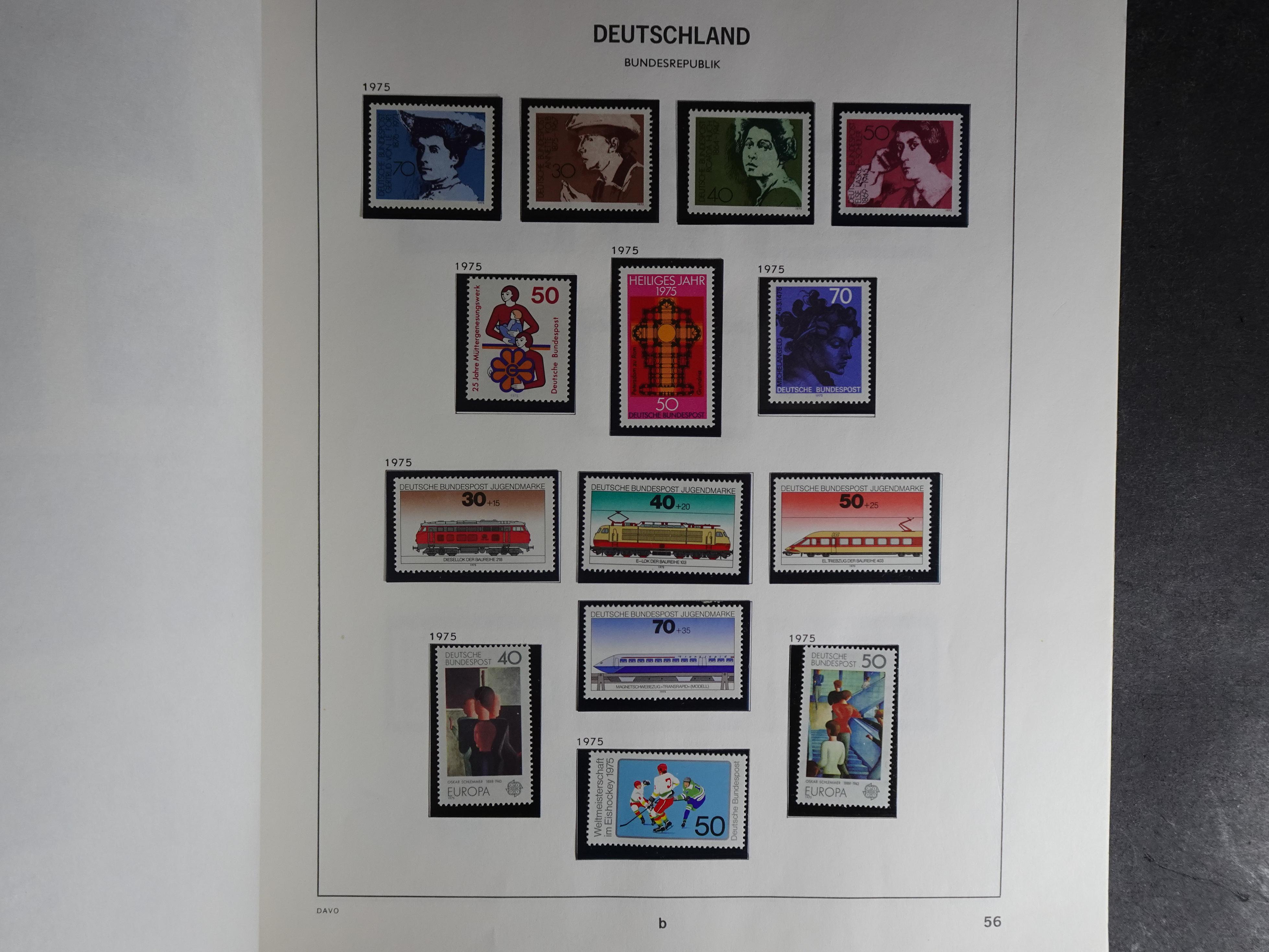 Verzameling vanaf 1949 in Davo album met prima begin periode onder andere Posthoornserie ongebruikt. 51