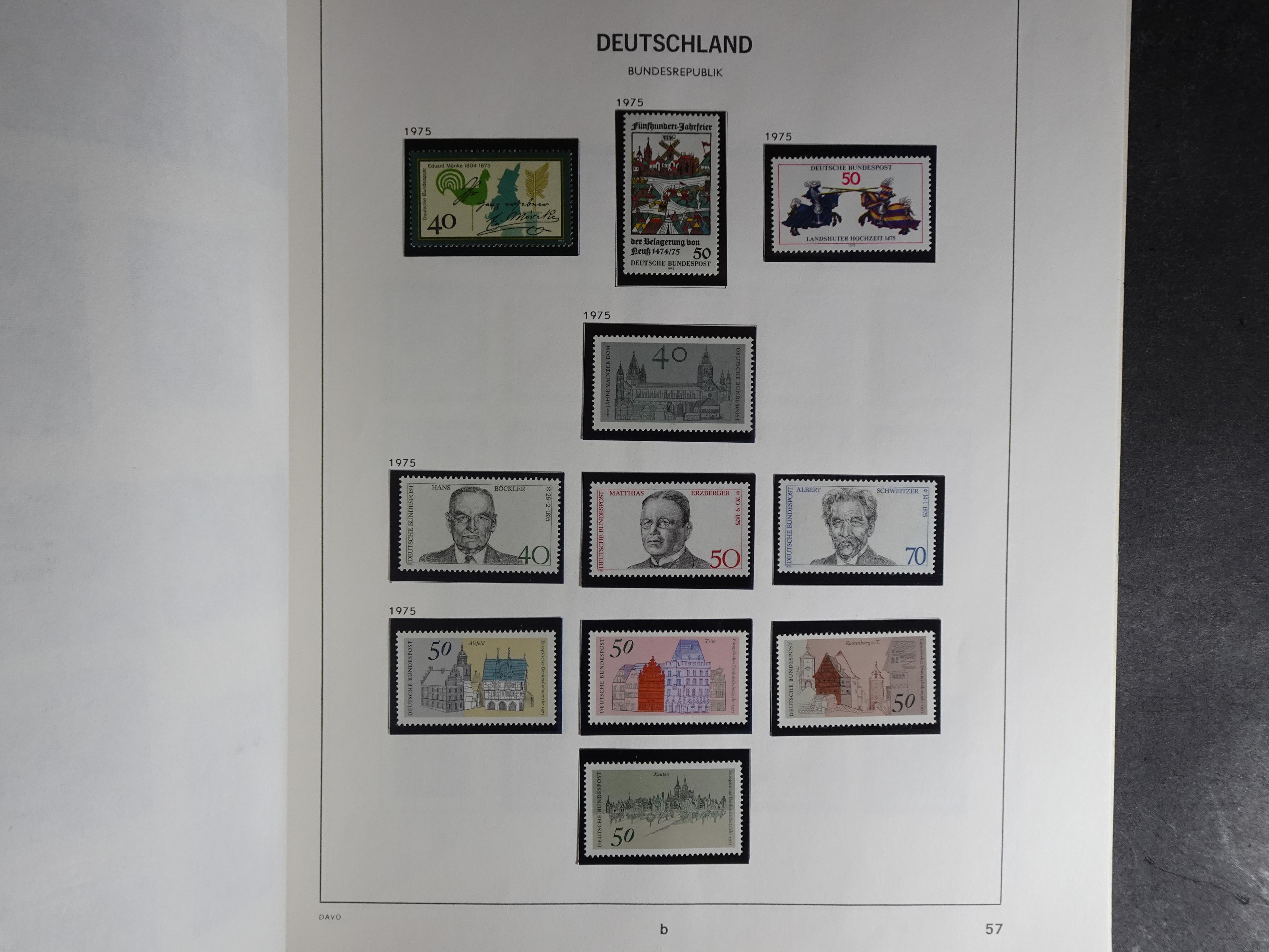 Verzameling vanaf 1949 in Davo album met prima begin periode onder andere Posthoornserie ongebruikt. 52