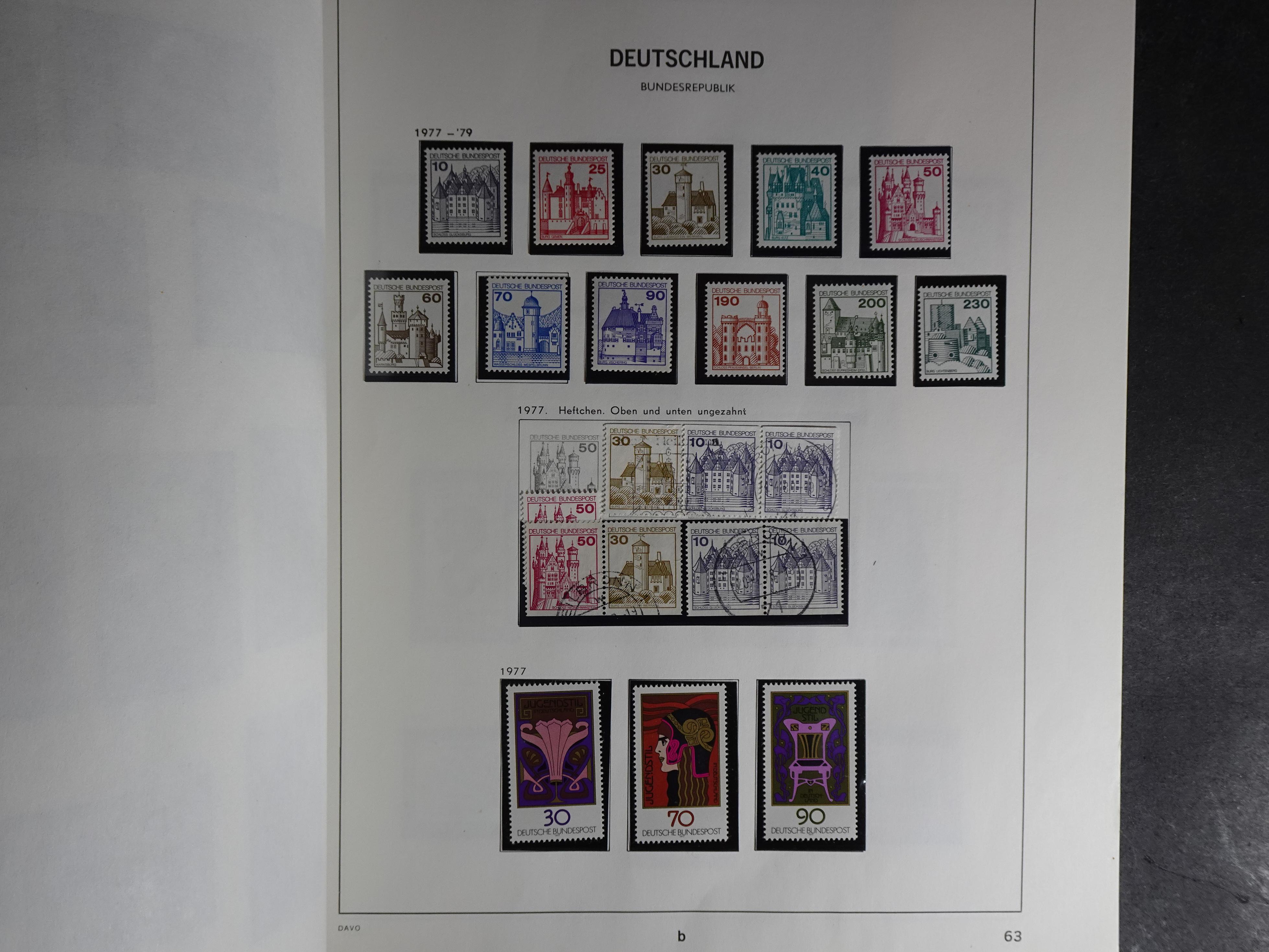 Verzameling vanaf 1949 in Davo album met prima begin periode onder andere Posthoornserie ongebruikt. 58