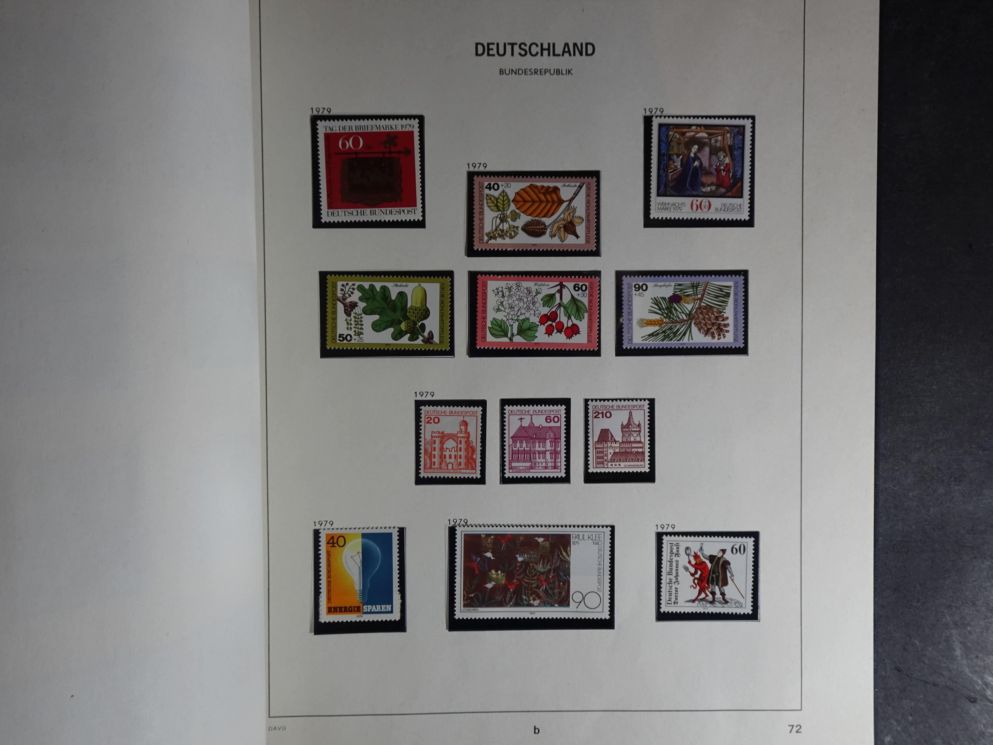 Verzameling vanaf 1949 in Davo album met prima begin periode onder andere Posthoornserie ongebruikt. 67