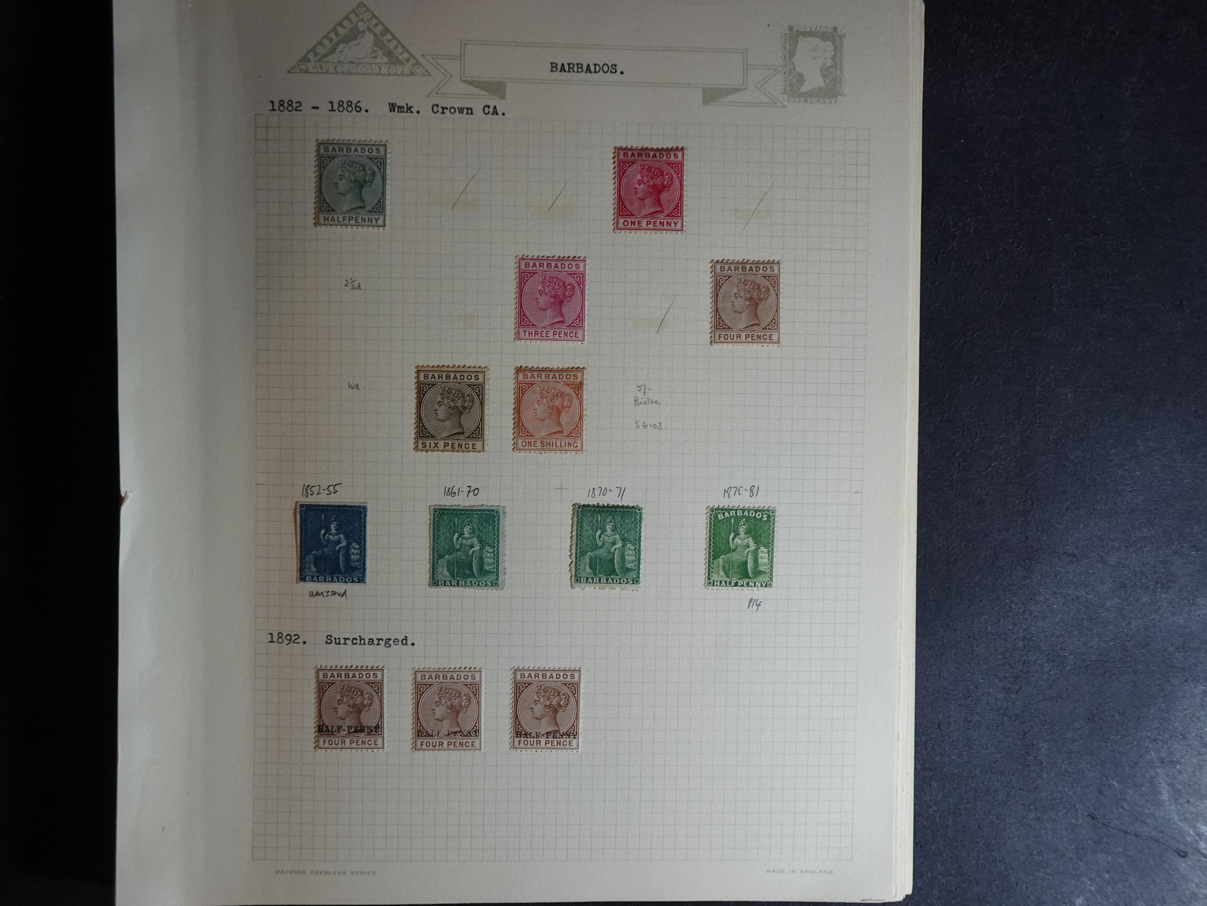 Verzameling 1882 - 1977 op blanco album bladen in Klemband.