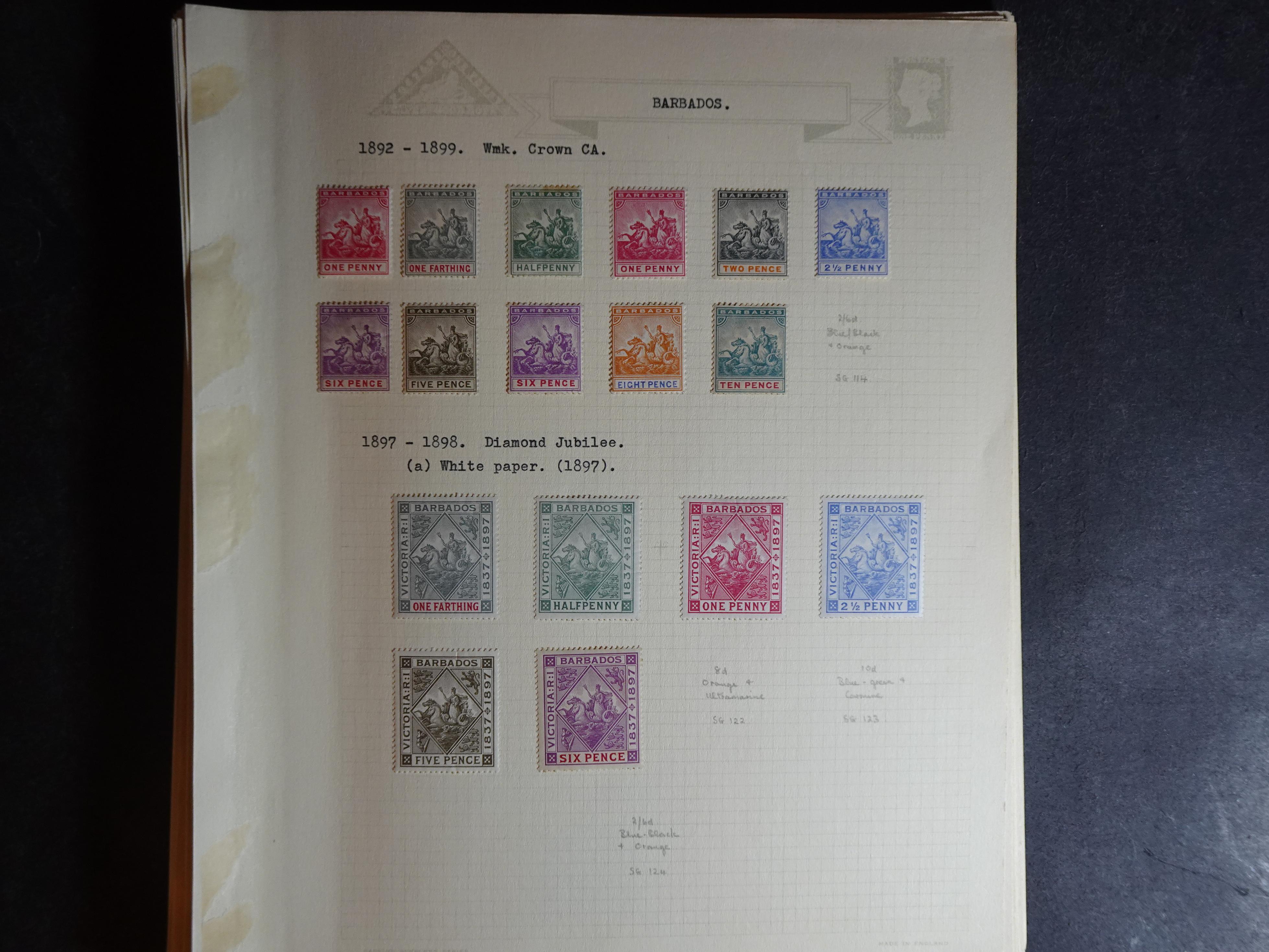 Verzameling 1882 - 1977 op blanco album bladen in Klemband. 2