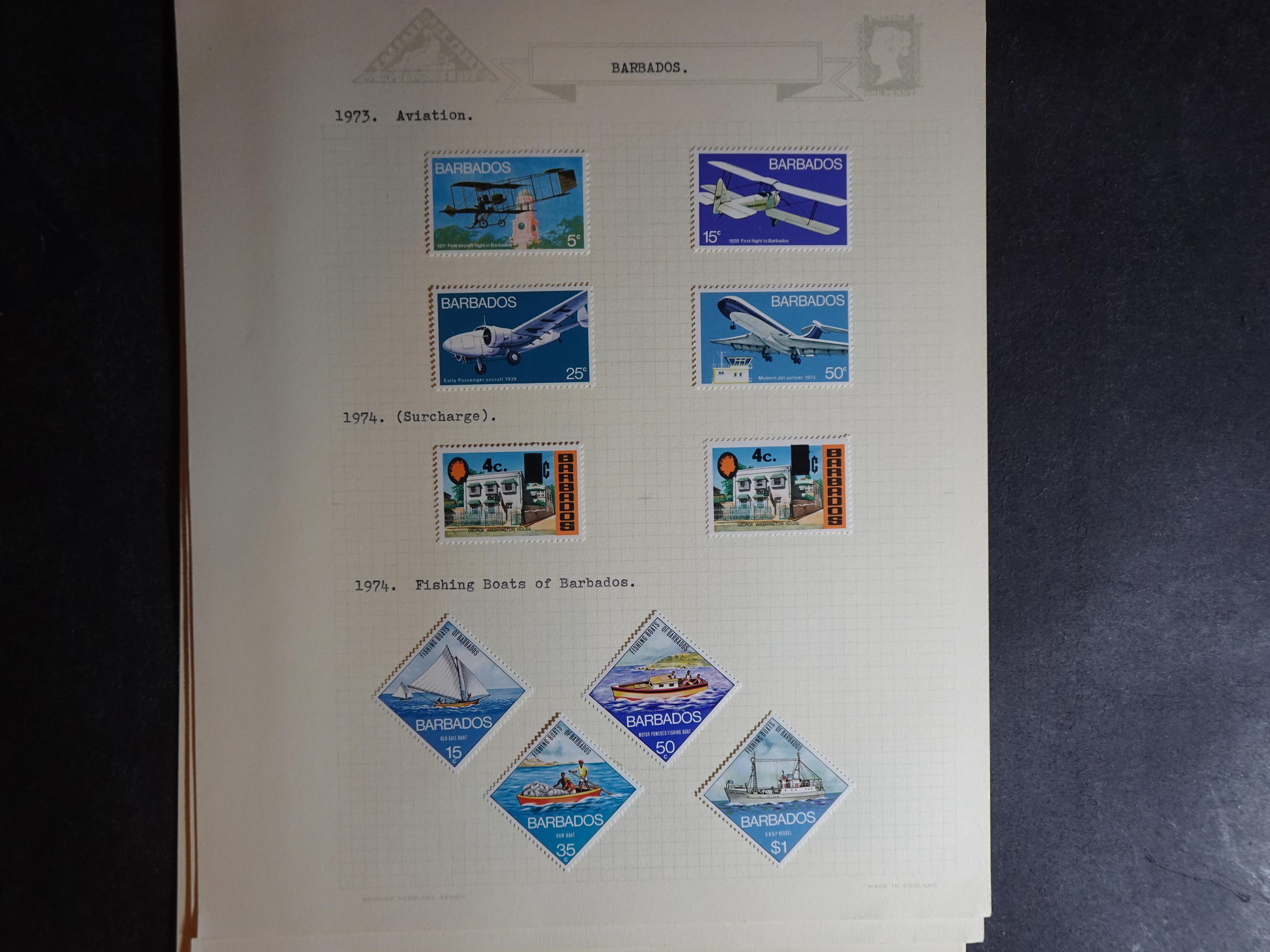 Verzameling 1882 - 1977 op blanco album bladen in Klemband. 28