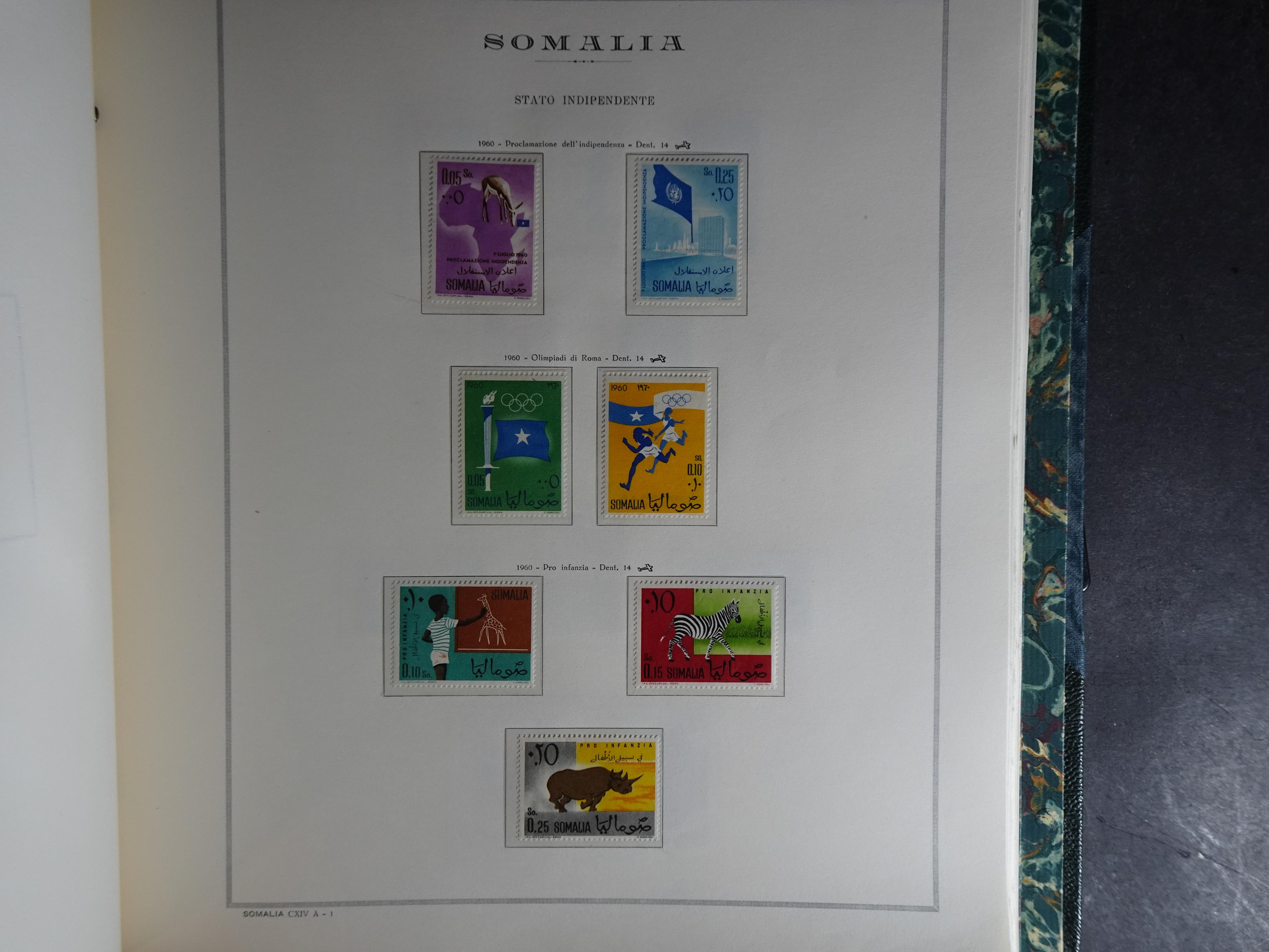 Verzameling in Marini album met Ethiopië, Ghana  Libië, Somalië en Sudan, leuke koop met veel motief. 129