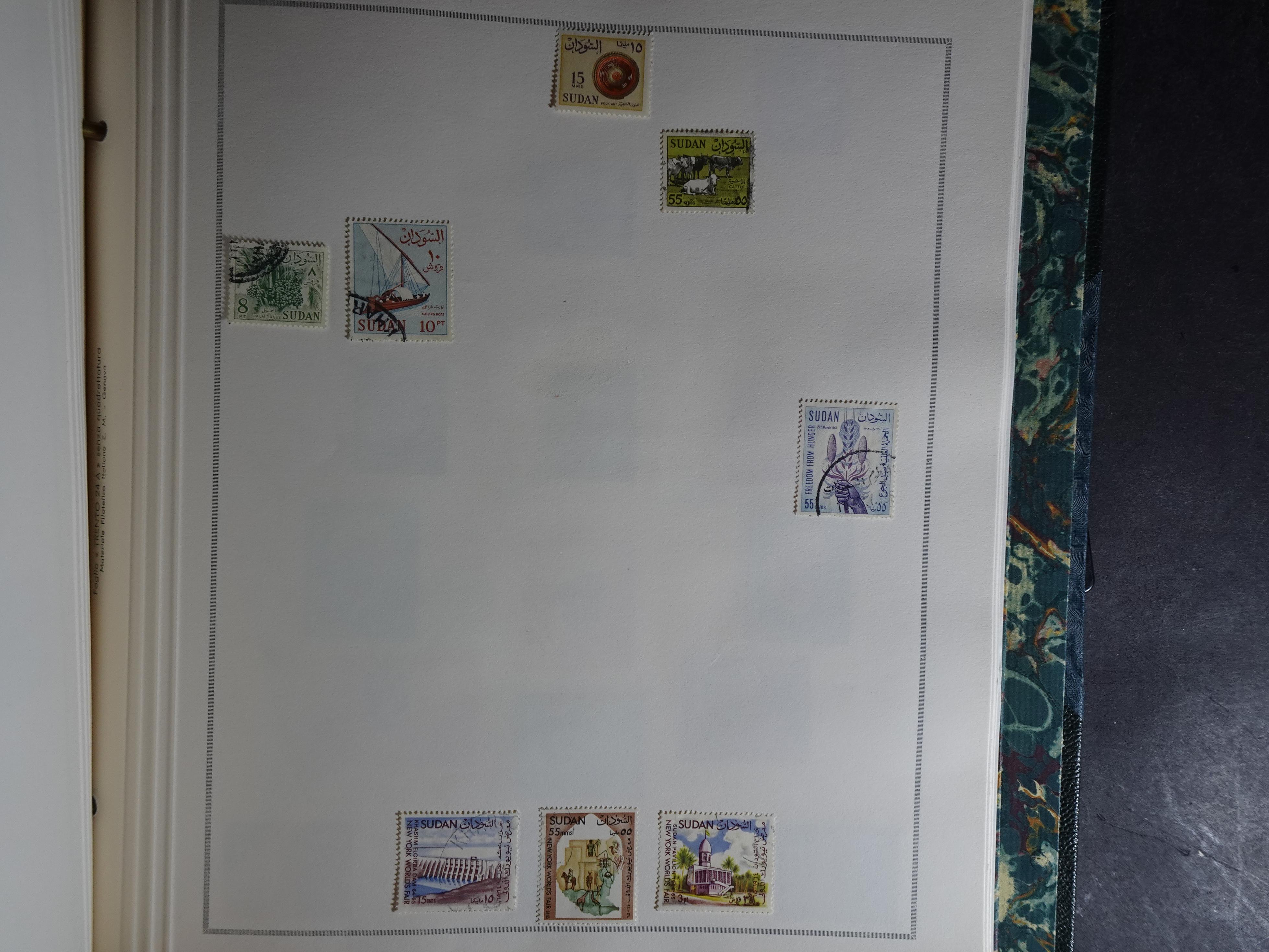 Verzameling in Marini album met Ethiopië, Ghana  Libië, Somalië en Sudan, leuke koop met veel motief. 156