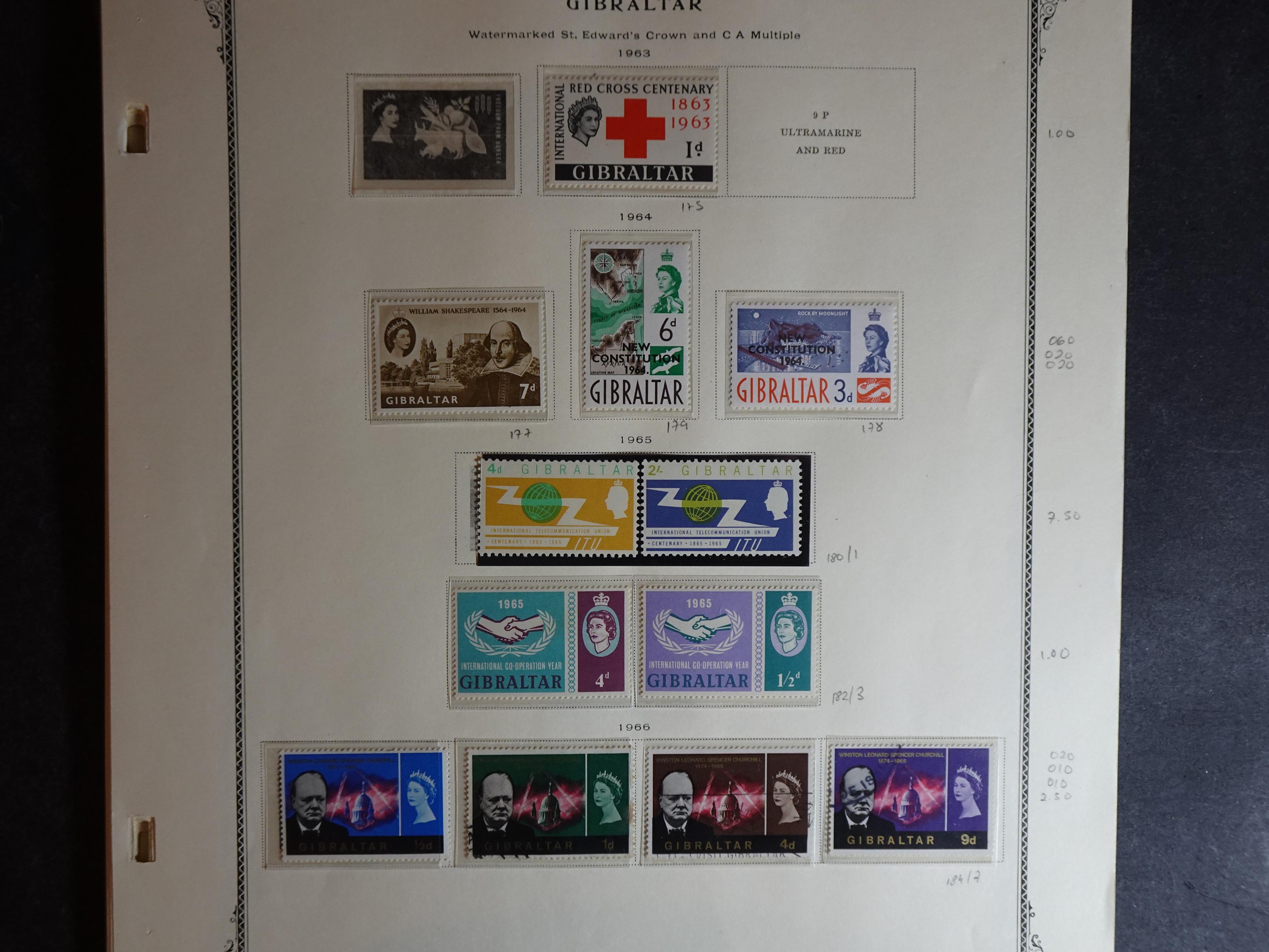 Verzameling vanaf klassiek op Scott album bladen en 3 insteekbladen. 9