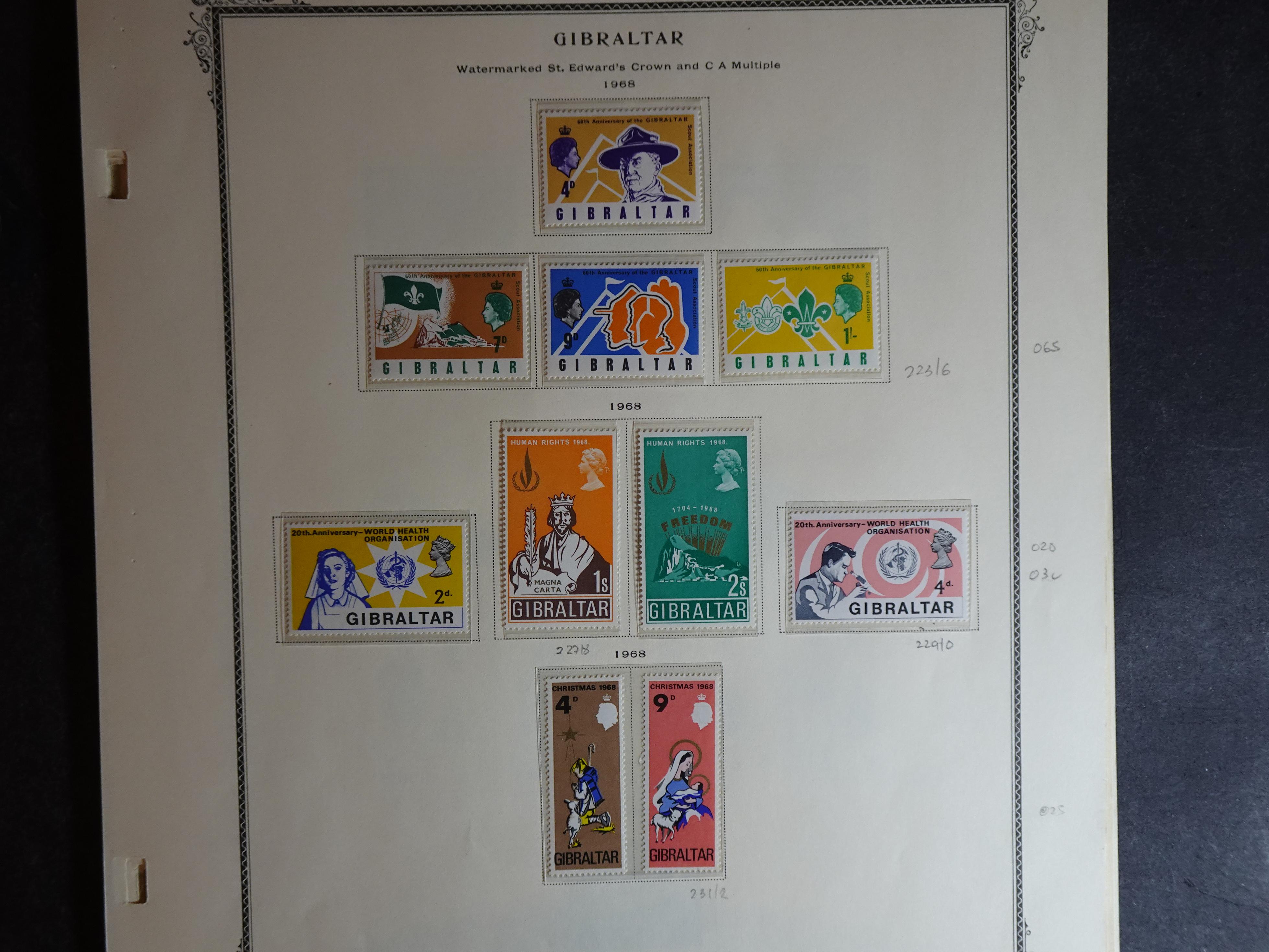 Verzameling vanaf klassiek op Scott album bladen en 3 insteekbladen. 13