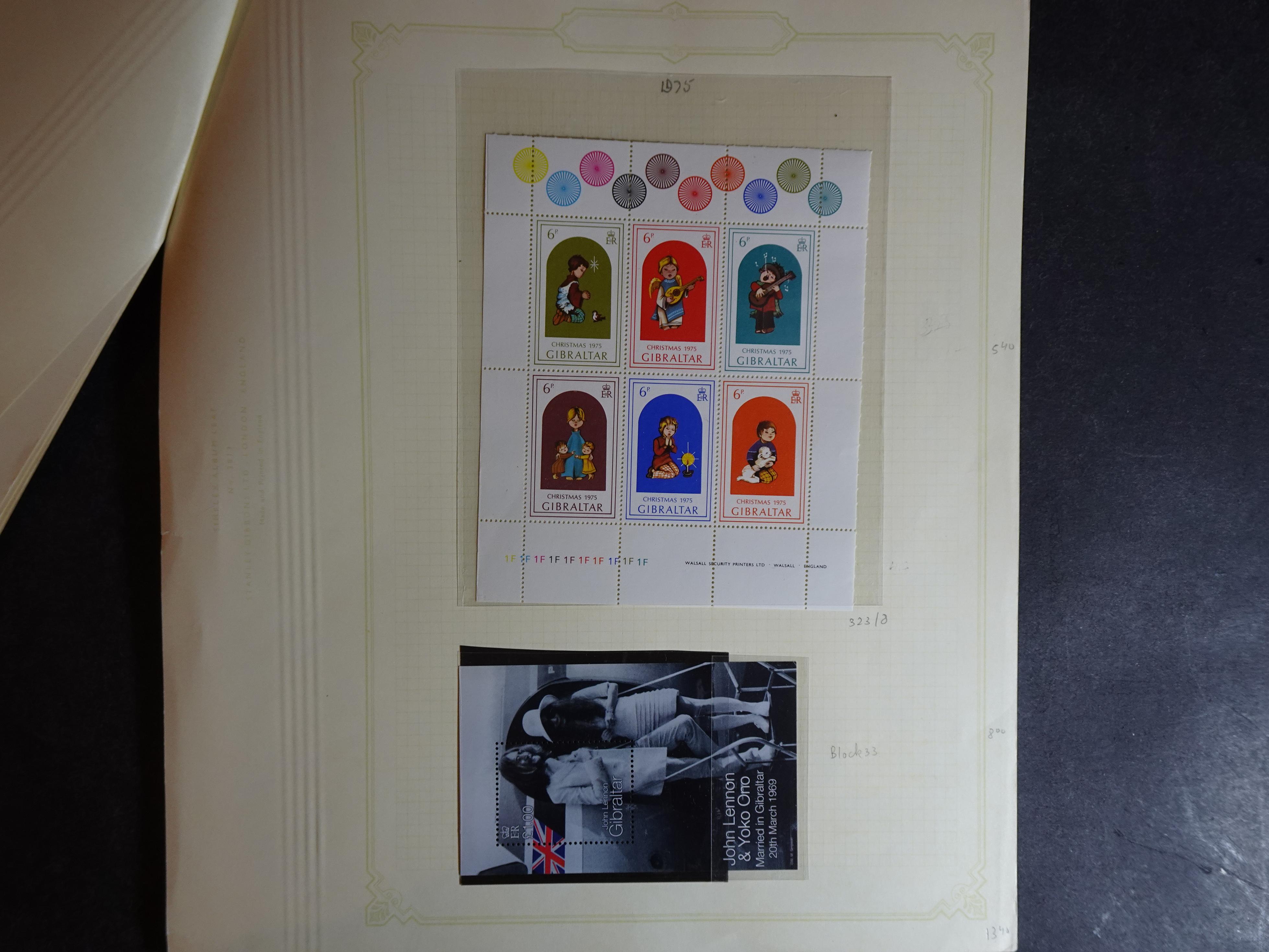 Verzameling vanaf klassiek op Scott album bladen en 3 insteekbladen. 25