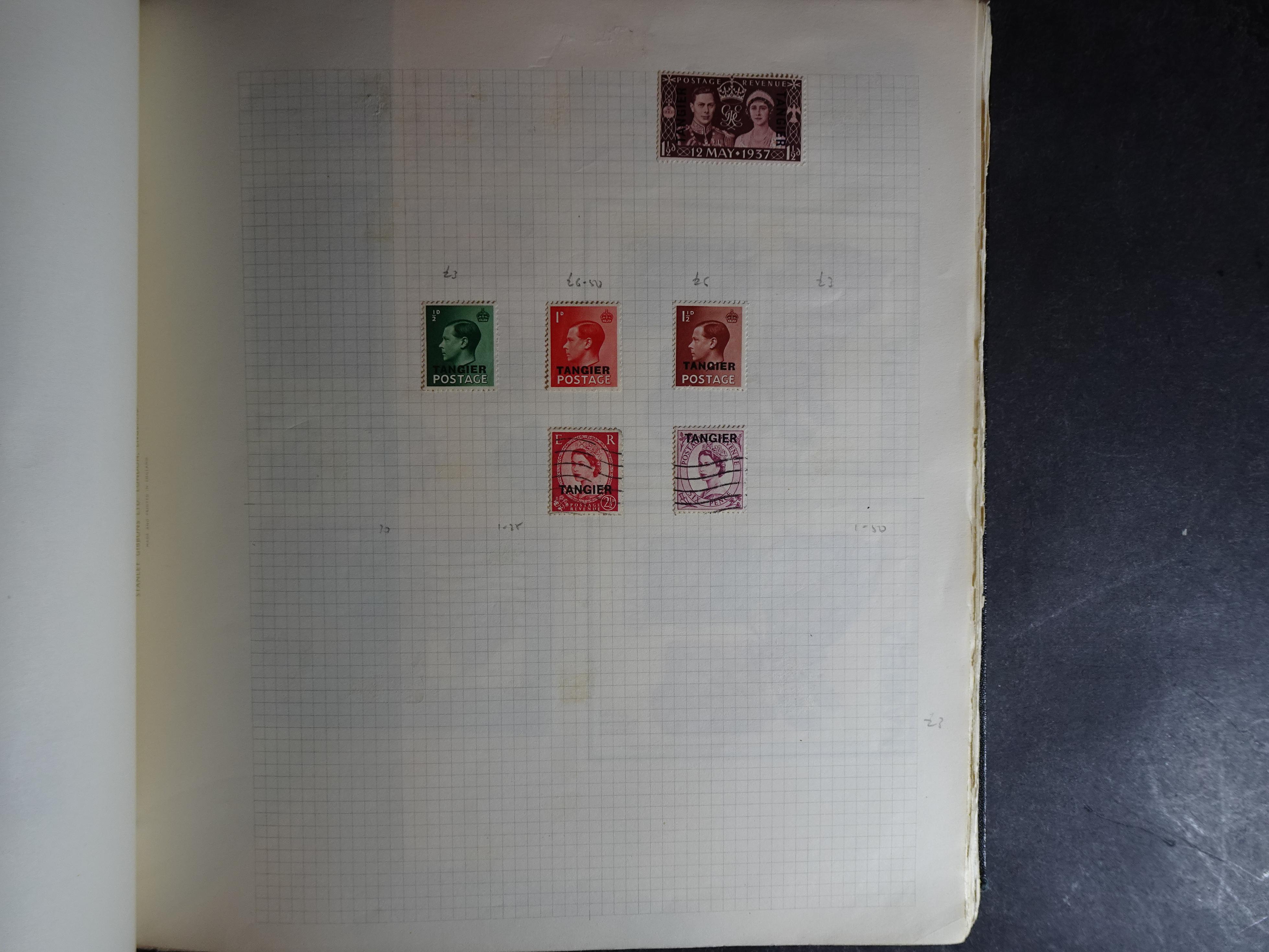 Verzameling op blanco album bladen letter M/P. Leuke koop met veel motief. 20