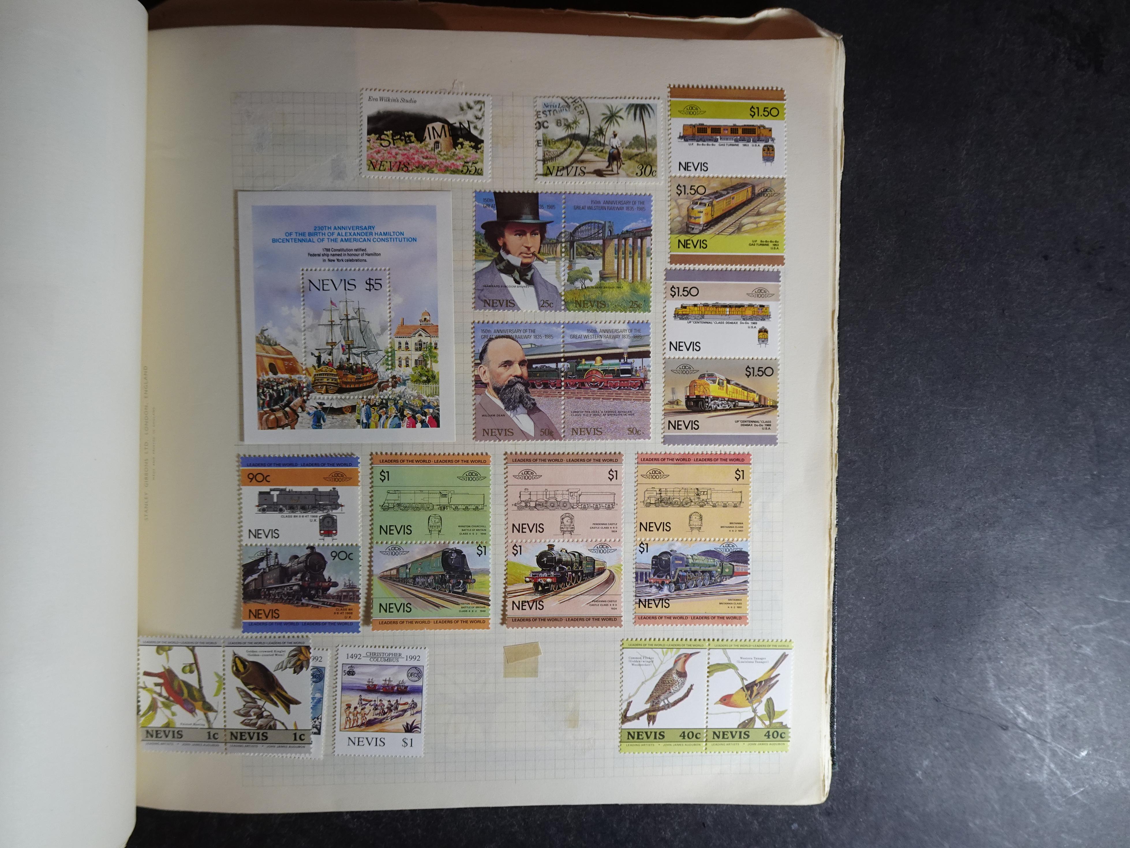 Verzameling op blanco album bladen letter M/P. Leuke koop met veel motief. 46