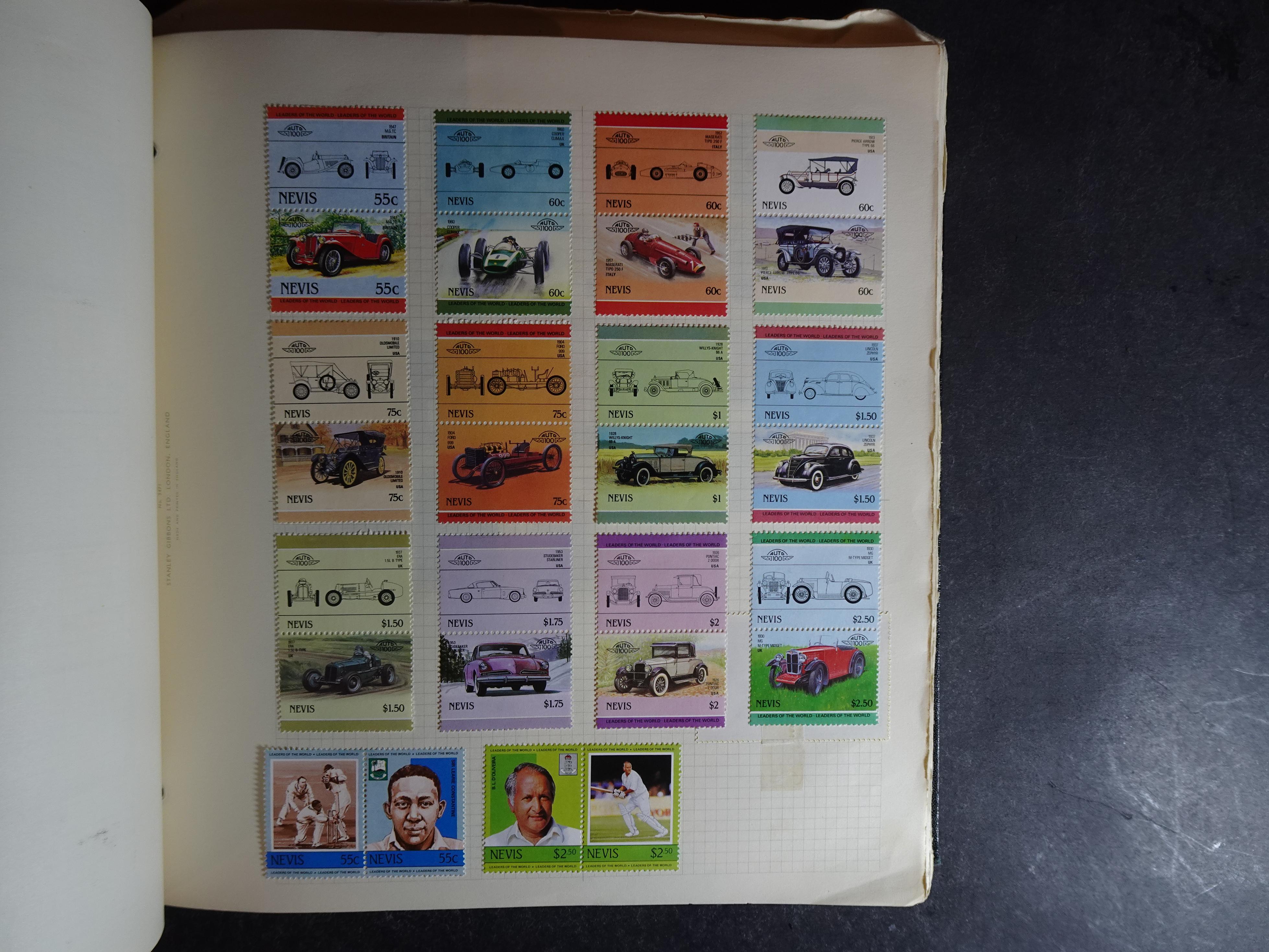 Verzameling op blanco album bladen letter M/P. Leuke koop met veel motief. 49