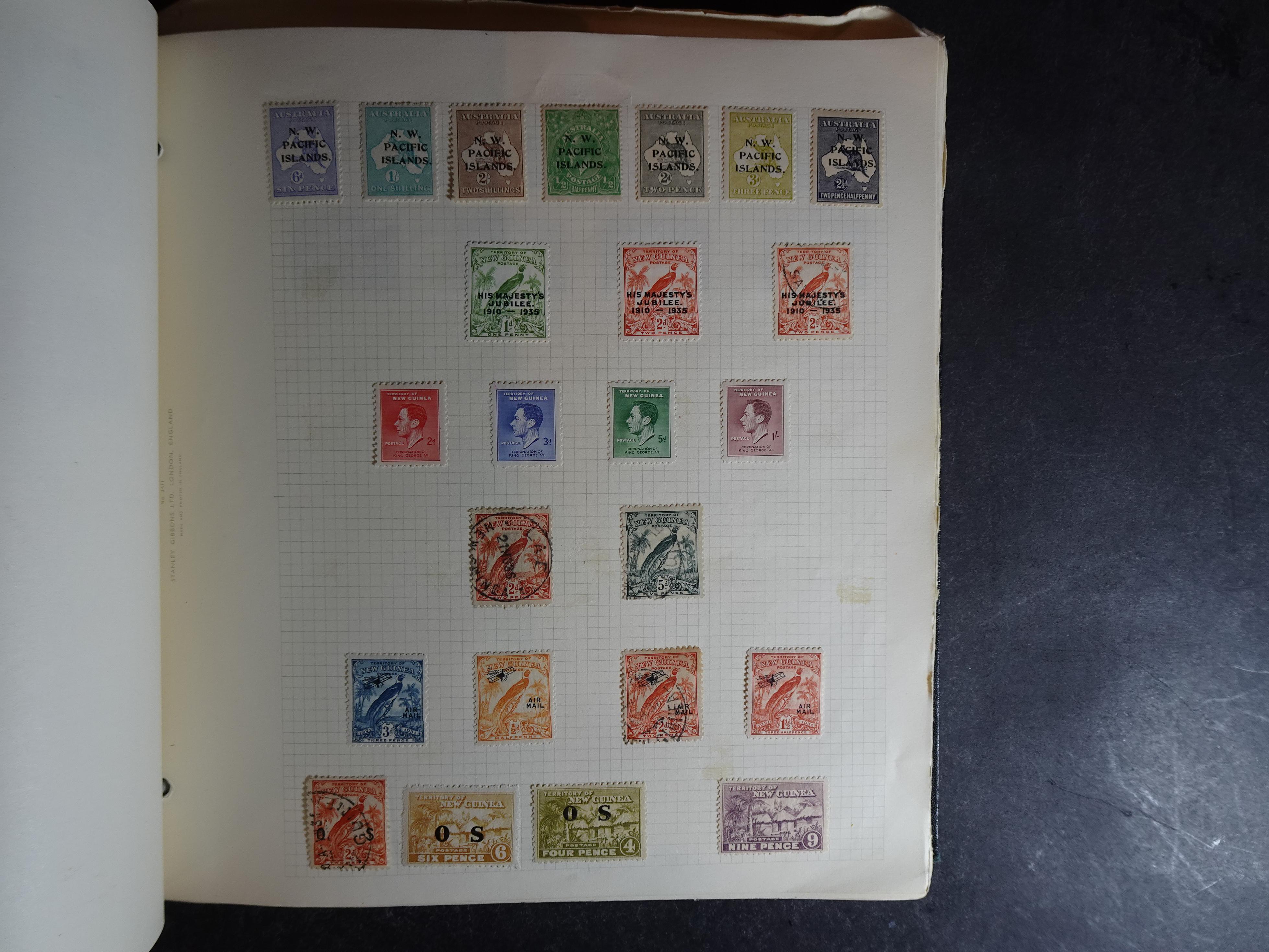 Verzameling op blanco album bladen letter M/P. Leuke koop met veel motief. 55