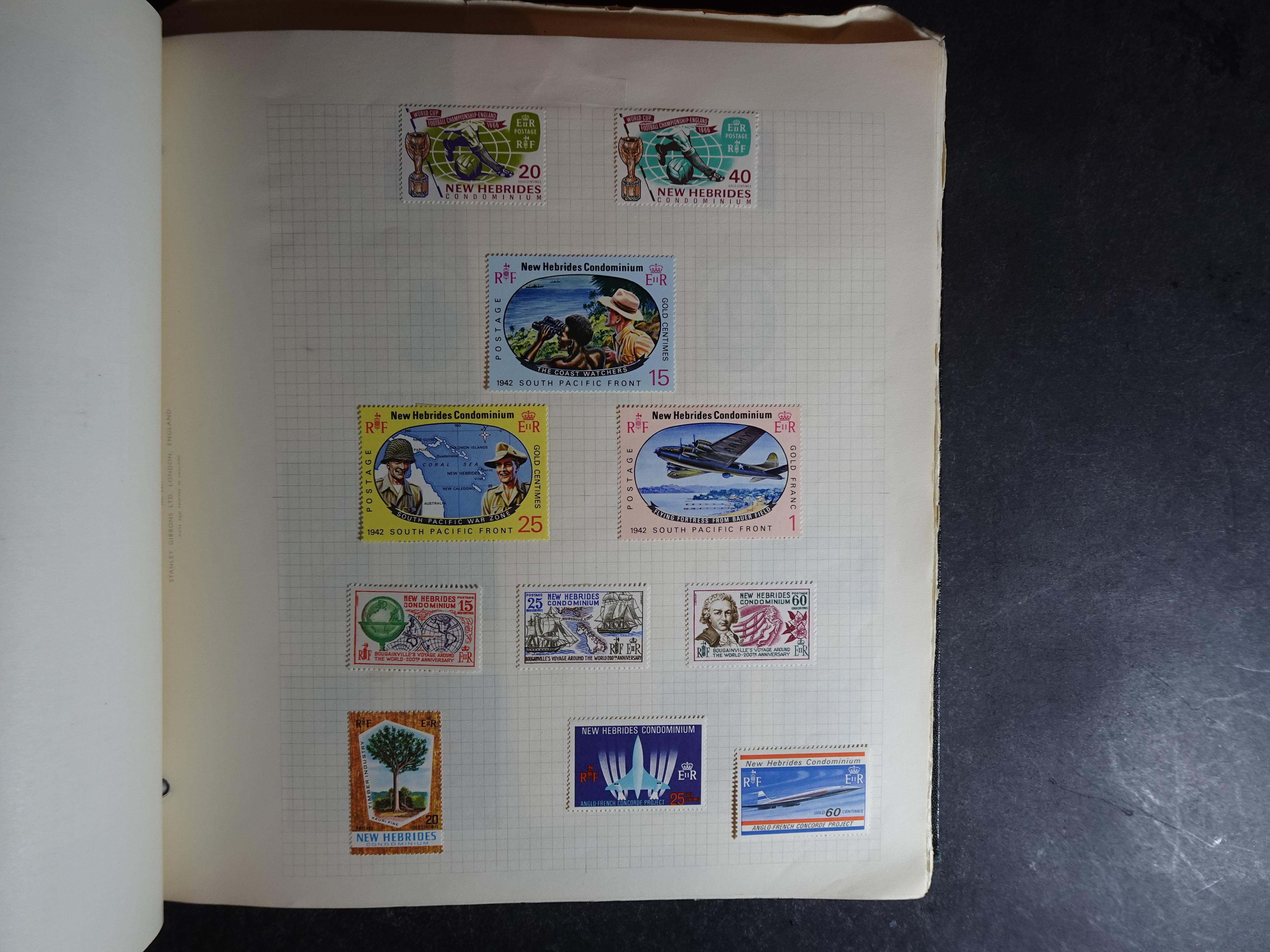 Verzameling op blanco album bladen letter M/P. Leuke koop met veel motief. 59