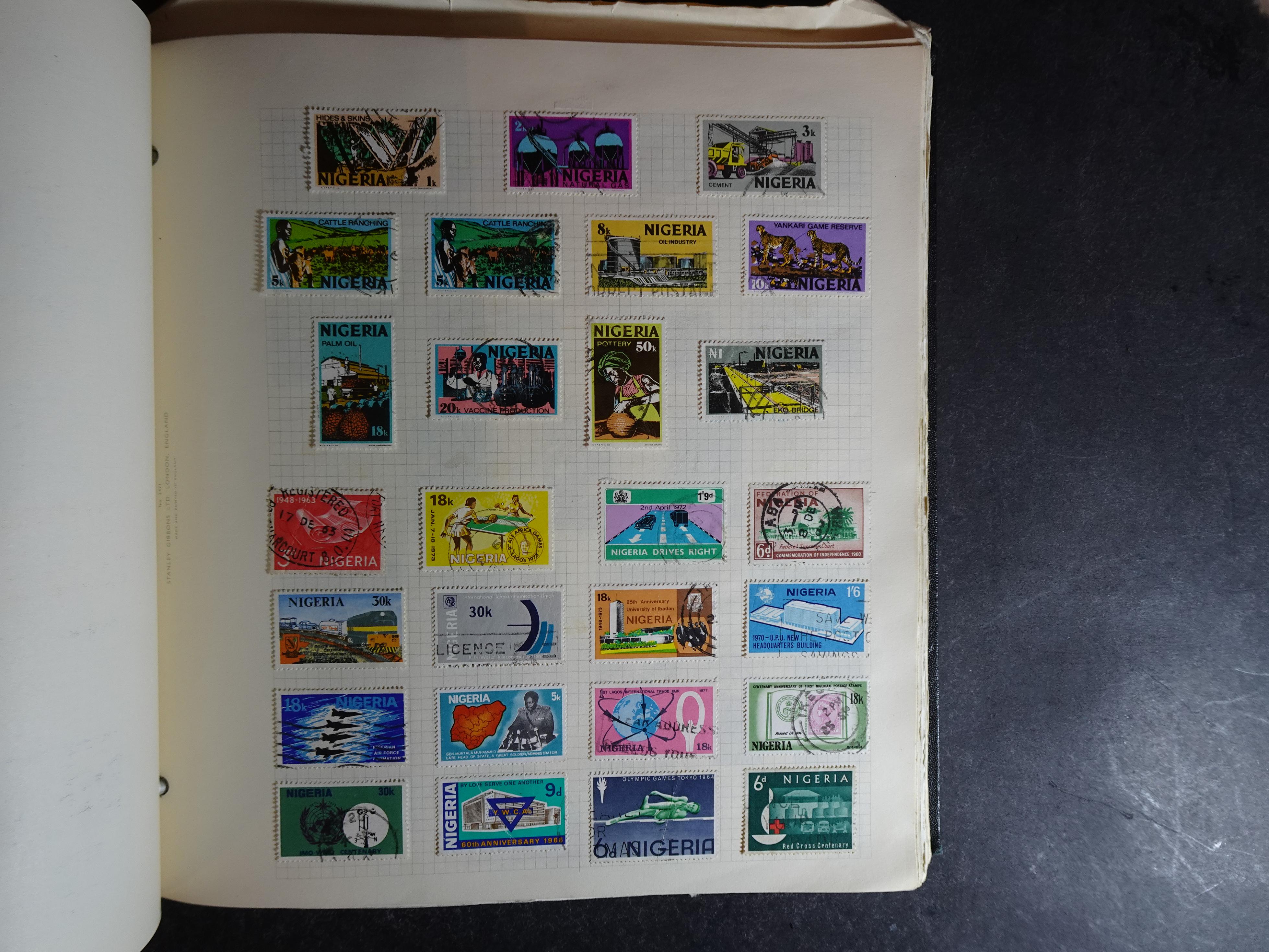 Verzameling op blanco album bladen letter M/P. Leuke koop met veel motief. 82