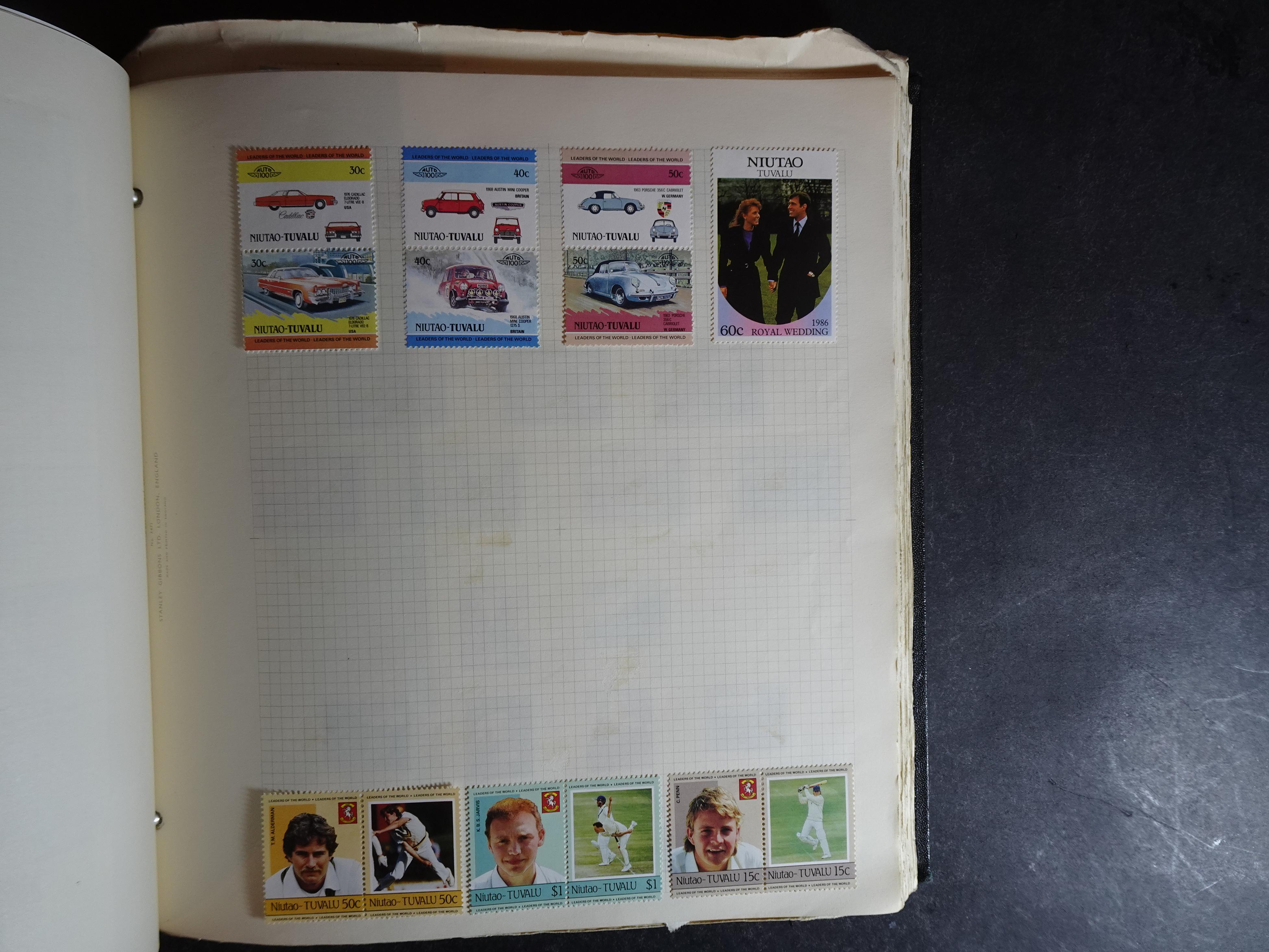 Verzameling op blanco album bladen letter M/P. Leuke koop met veel motief. 100