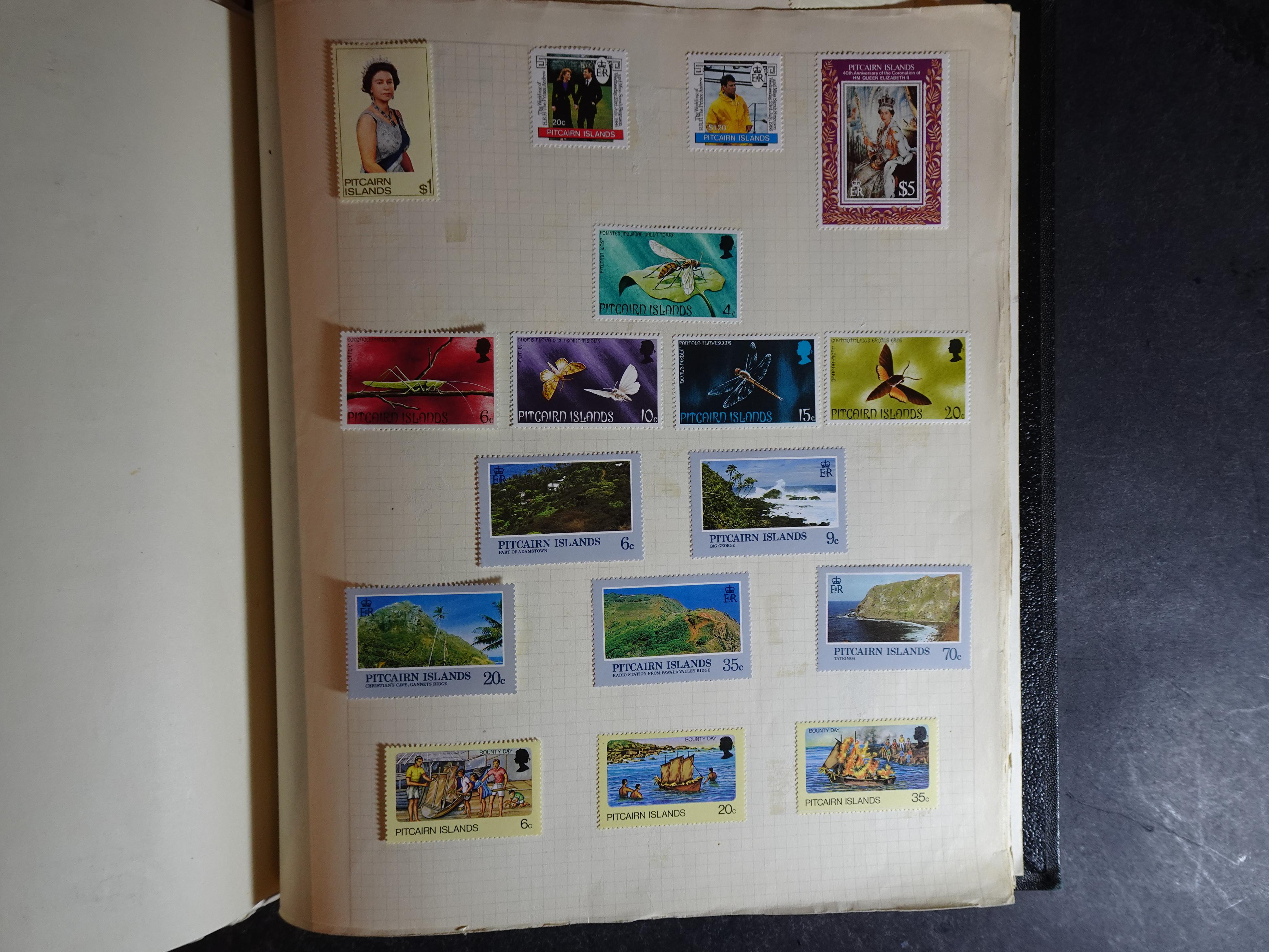 Verzameling op blanco album bladen letter M/P. Leuke koop met veel motief. 210