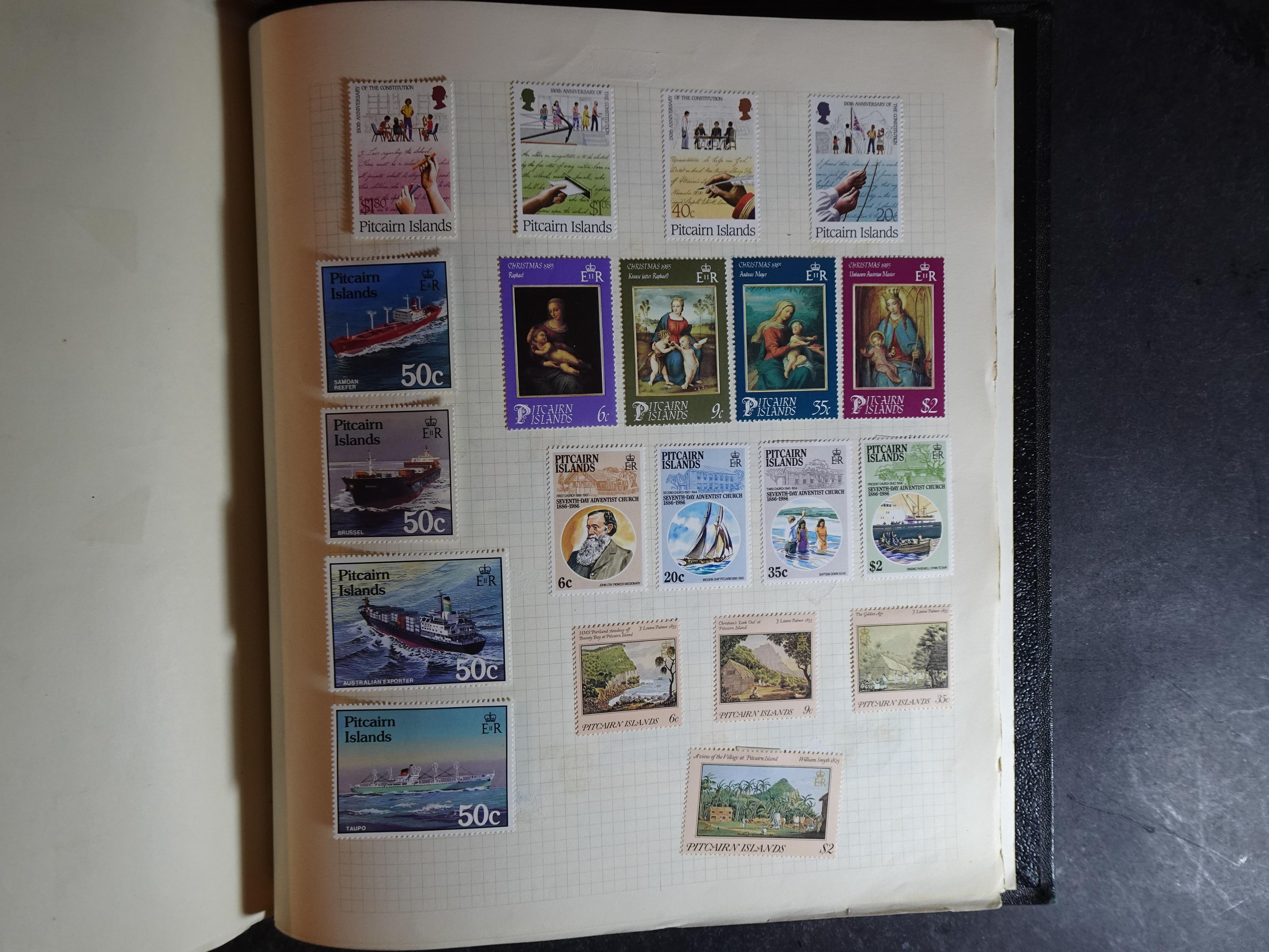 Verzameling op blanco album bladen letter M/P. Leuke koop met veel motief. 212