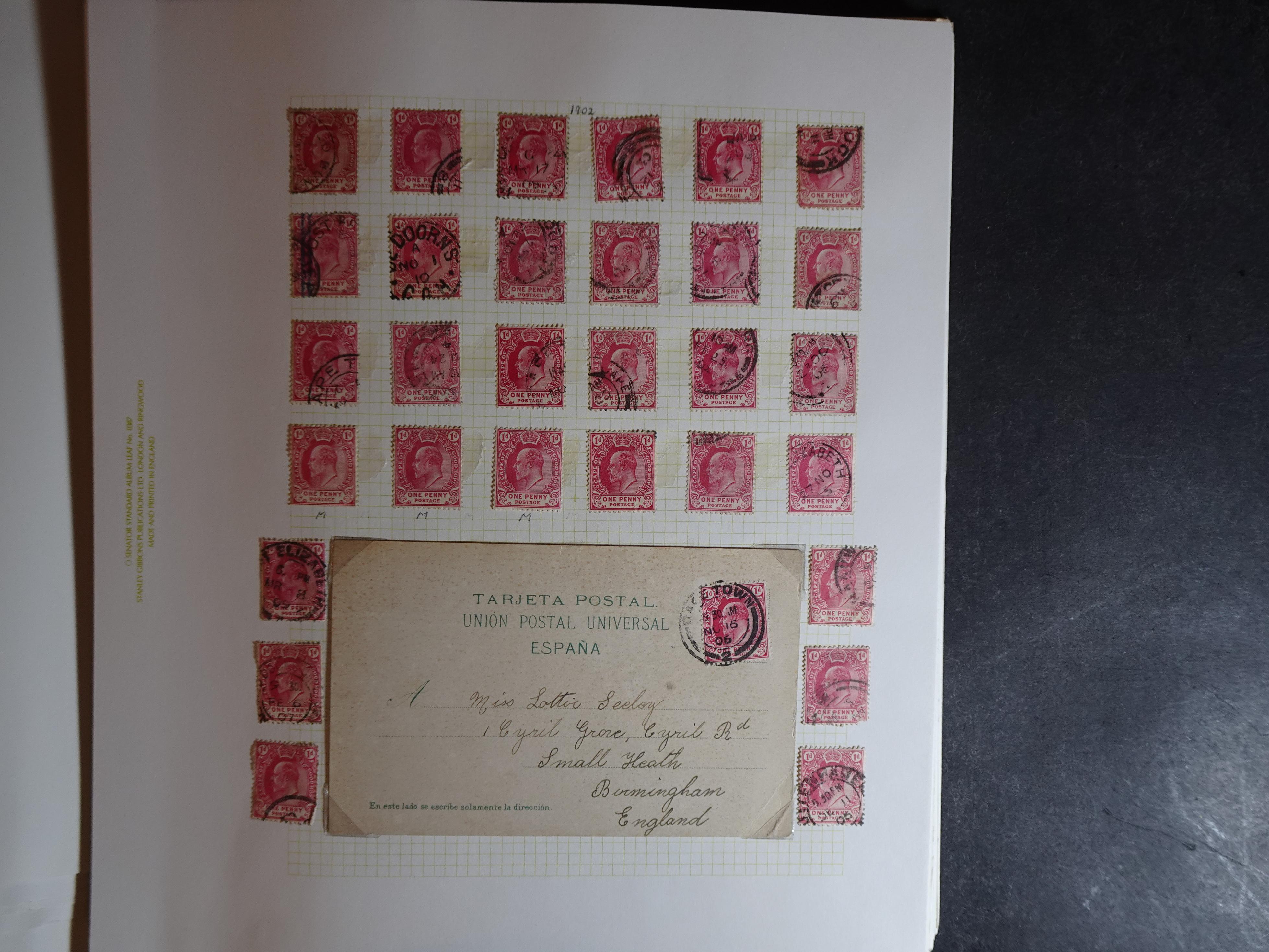 Partij op blanco bladen letter C in klemband. Bevat aardig klassiek materiaal. 14