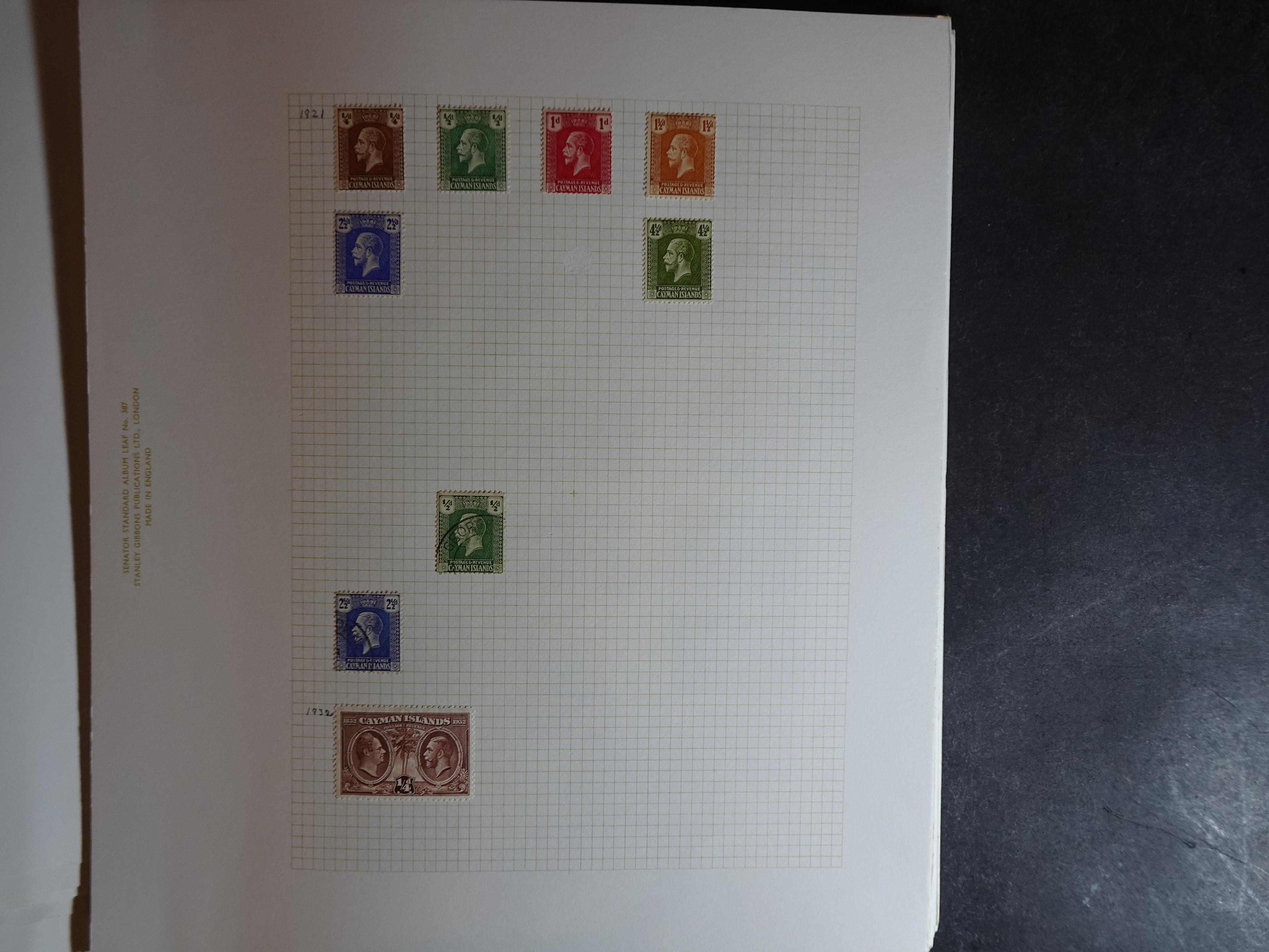 Partij op blanco bladen letter C in klemband. Bevat aardig klassiek materiaal. 20