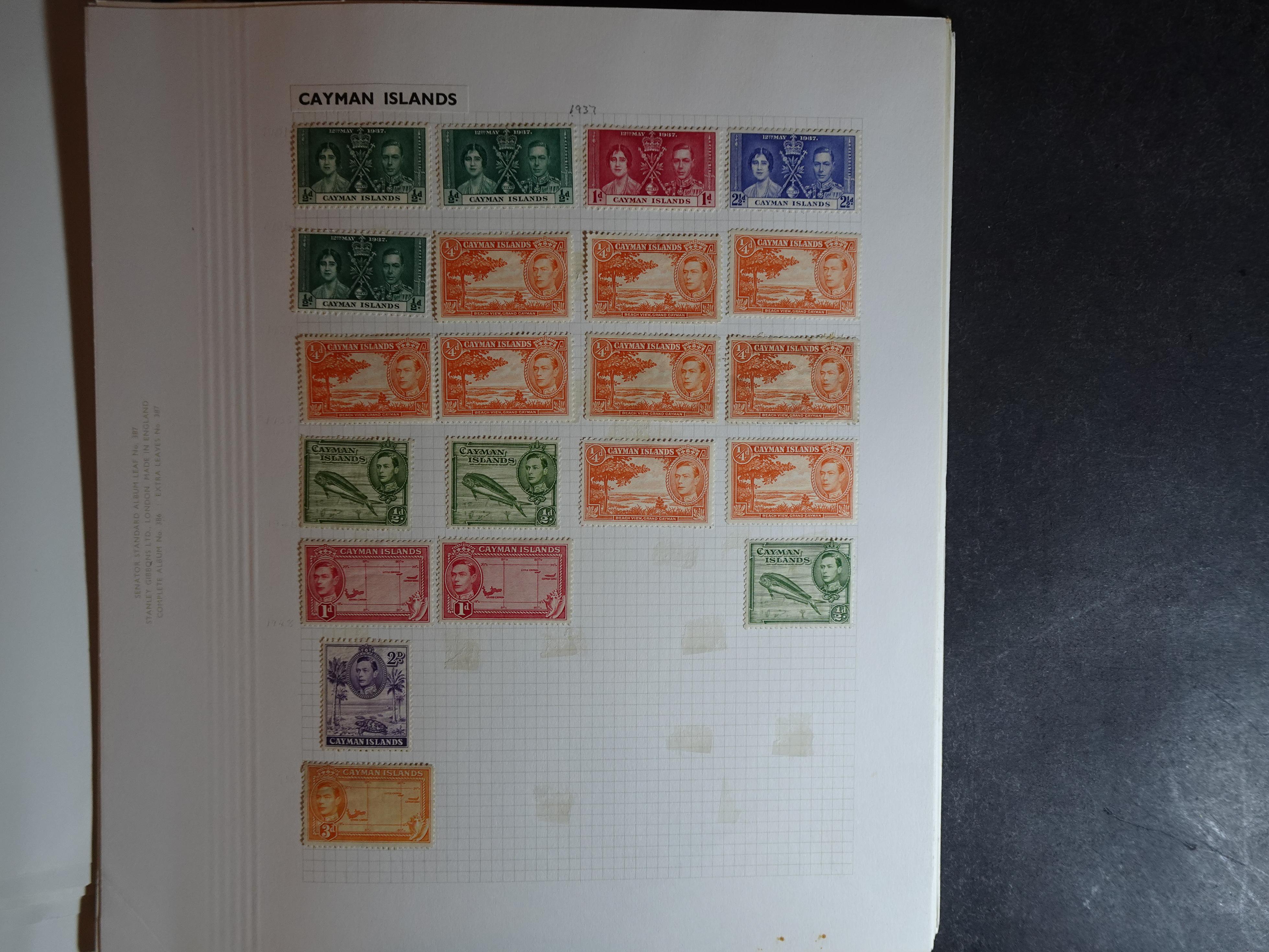 Partij op blanco bladen letter C in klemband. Bevat aardig klassiek materiaal. 22