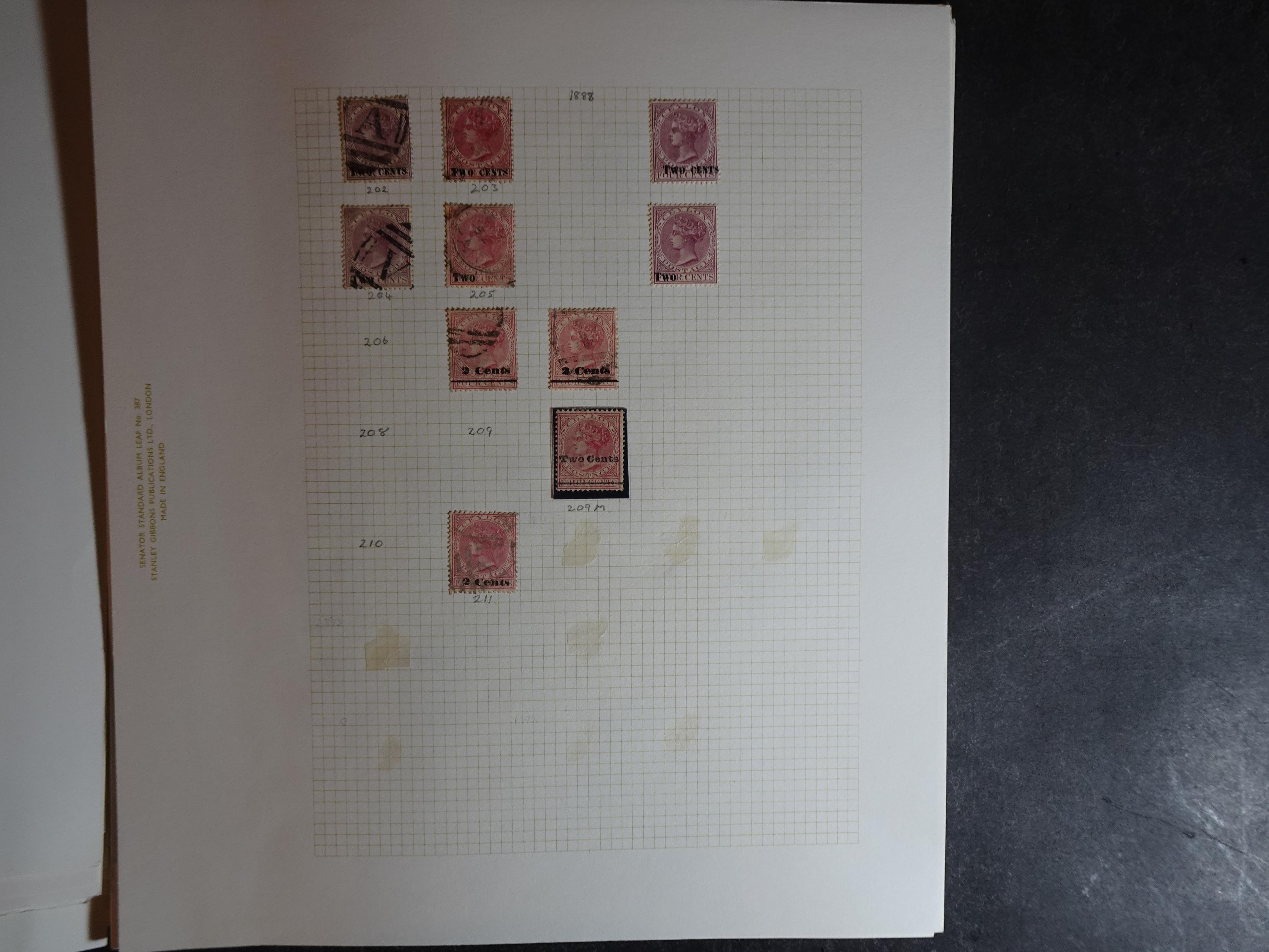 Partij op blanco bladen letter C in klemband. Bevat aardig klassiek materiaal. 35