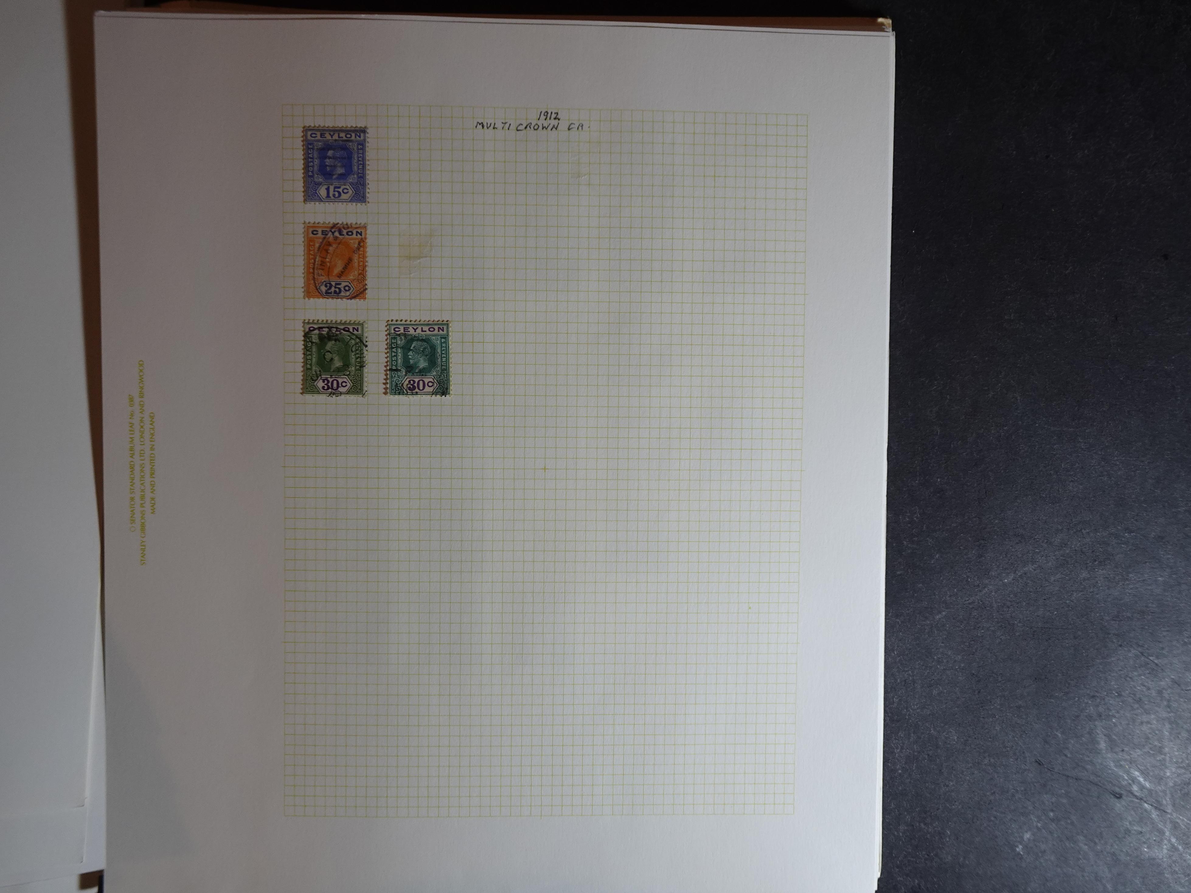 Partij op blanco bladen letter C in klemband. Bevat aardig klassiek materiaal. 44