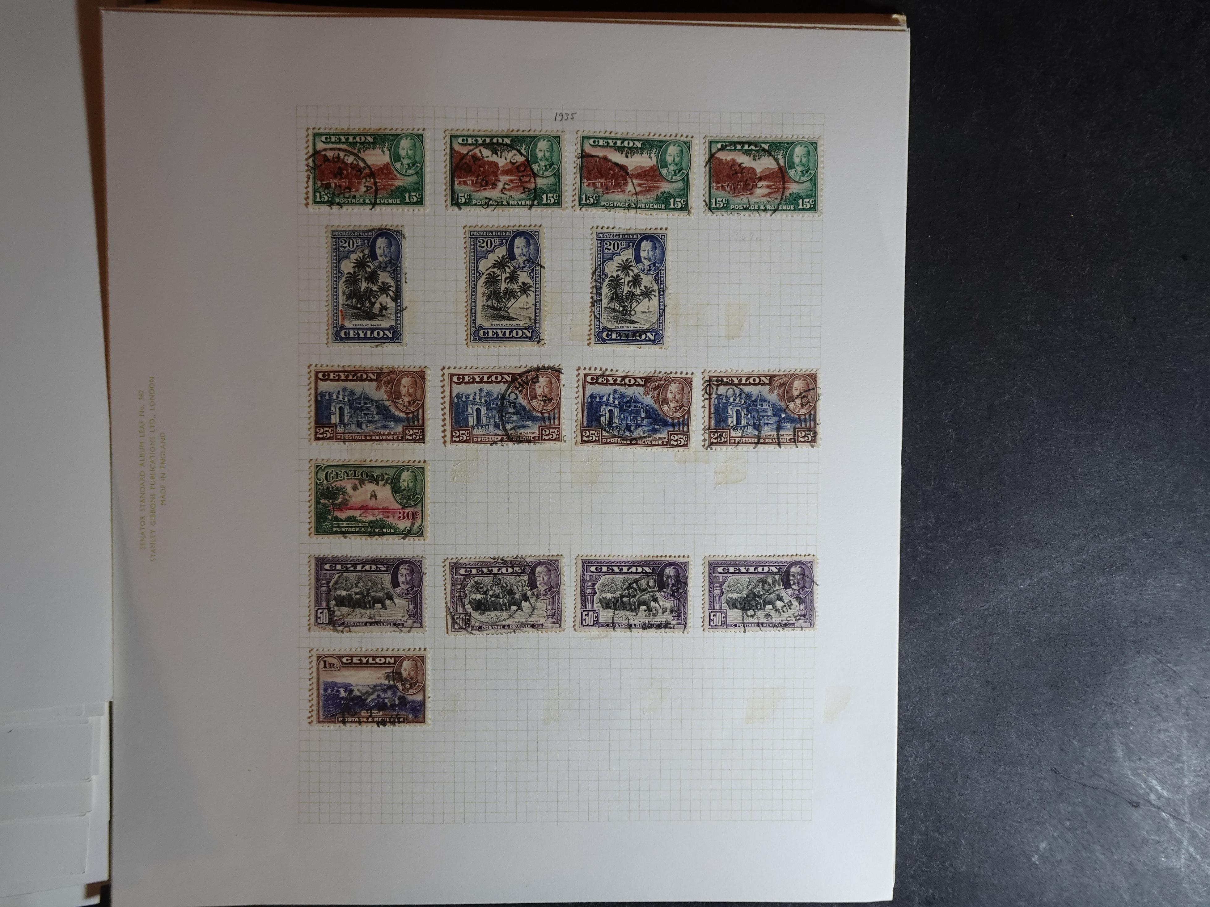 Partij op blanco bladen letter C in klemband. Bevat aardig klassiek materiaal. 55