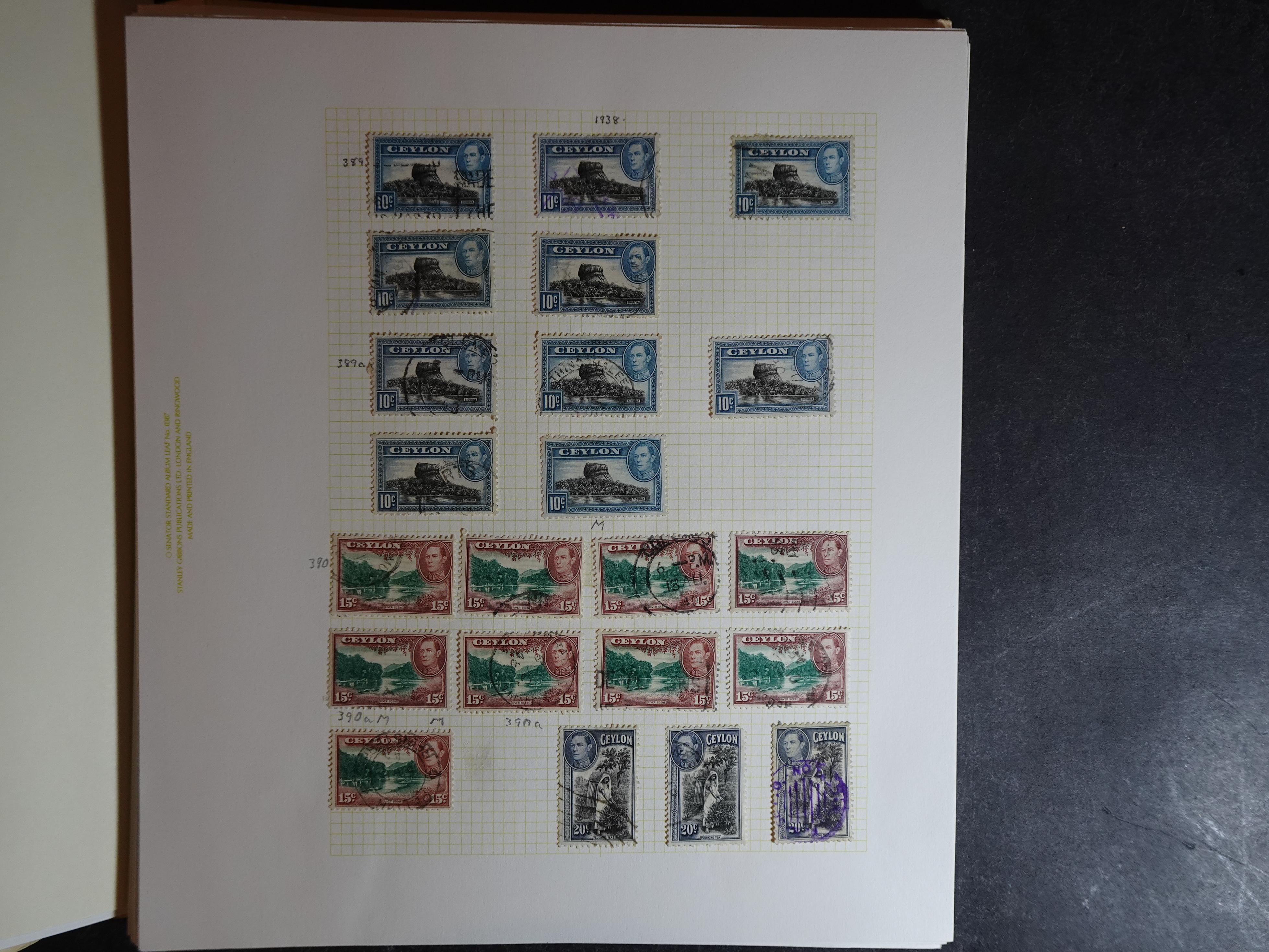 Partij op blanco bladen letter C in klemband. Bevat aardig klassiek materiaal. 63