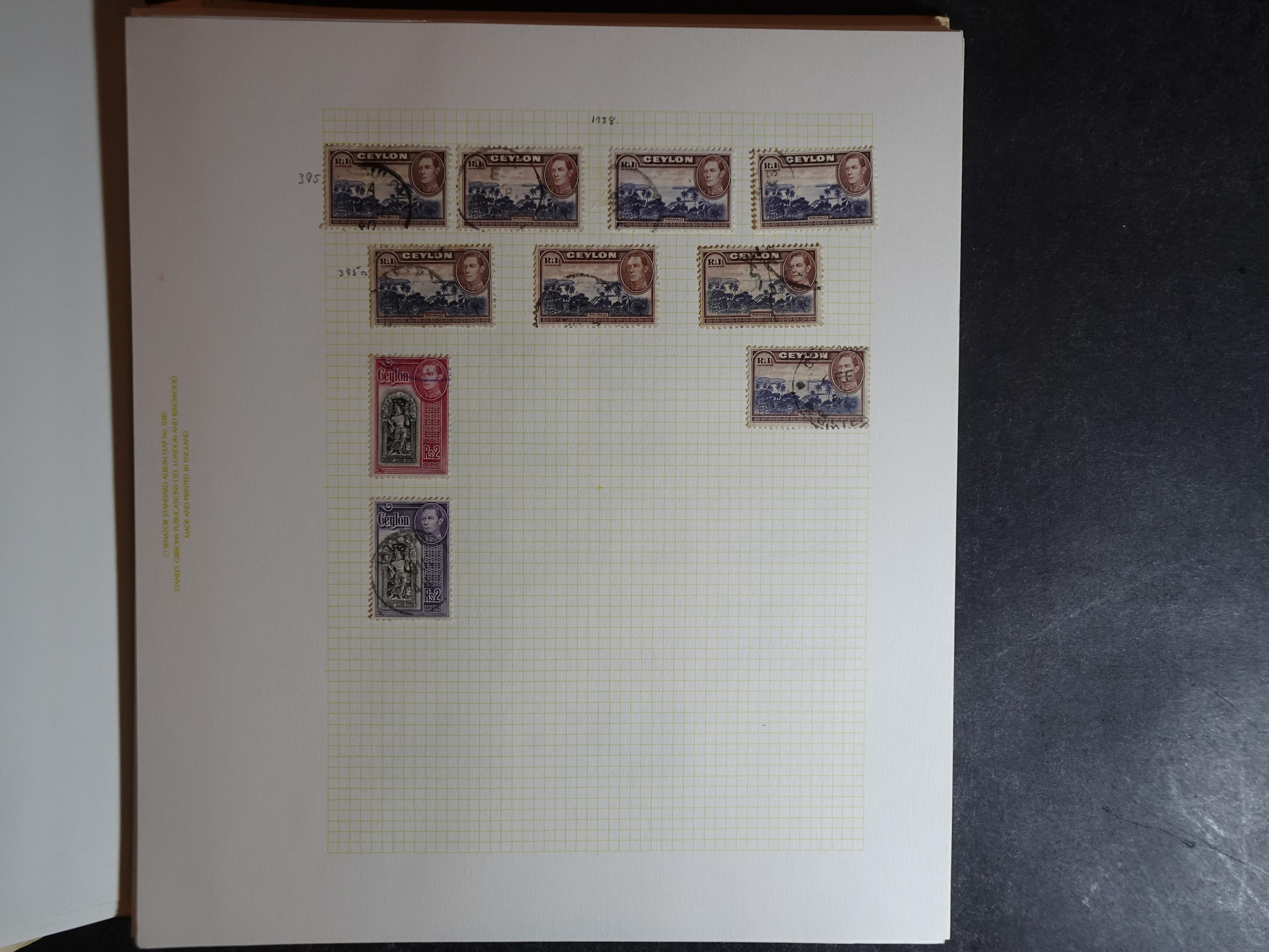 Partij op blanco bladen letter C in klemband. Bevat aardig klassiek materiaal. 66