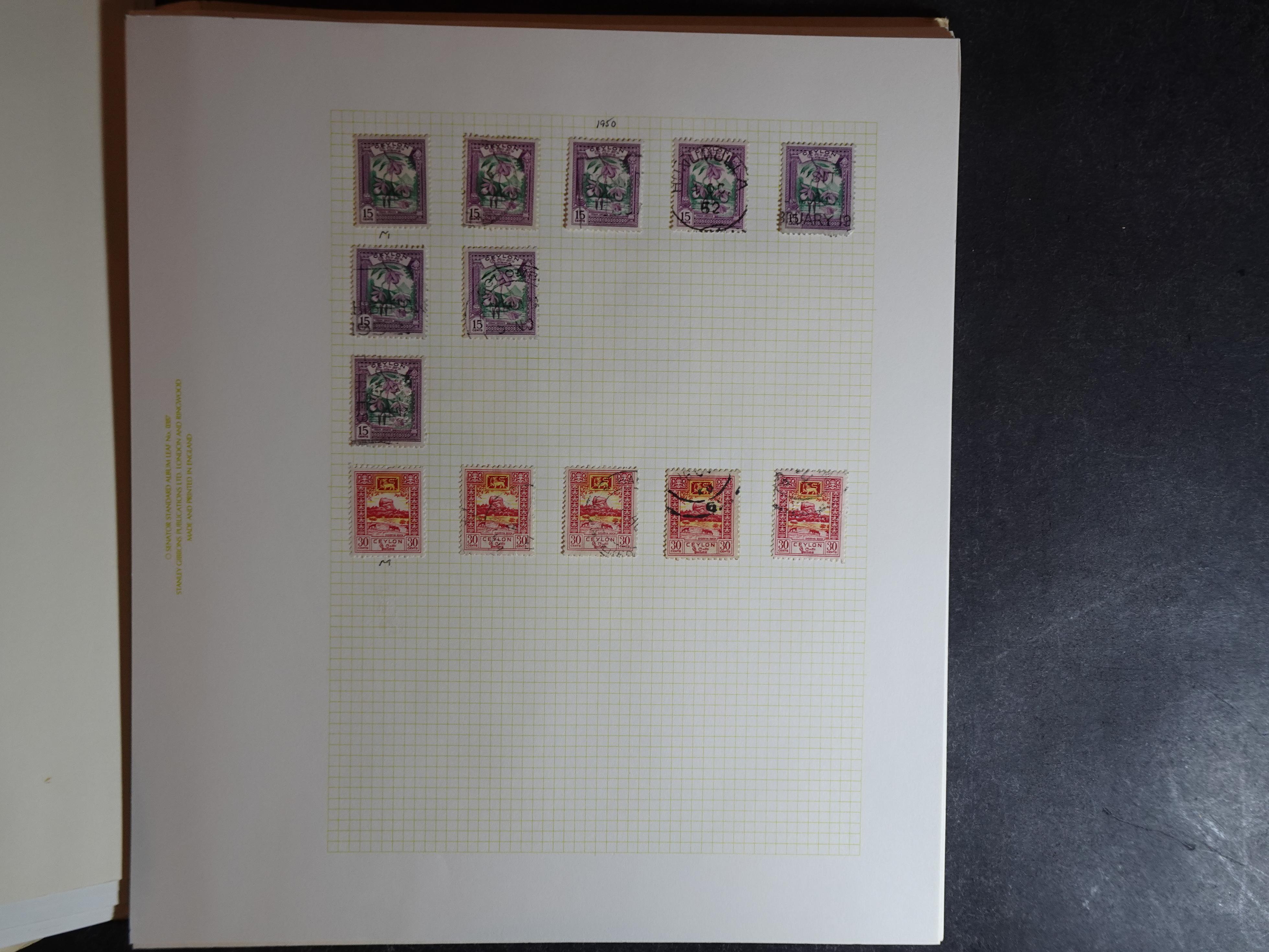 Partij op blanco bladen letter C in klemband. Bevat aardig klassiek materiaal. 73