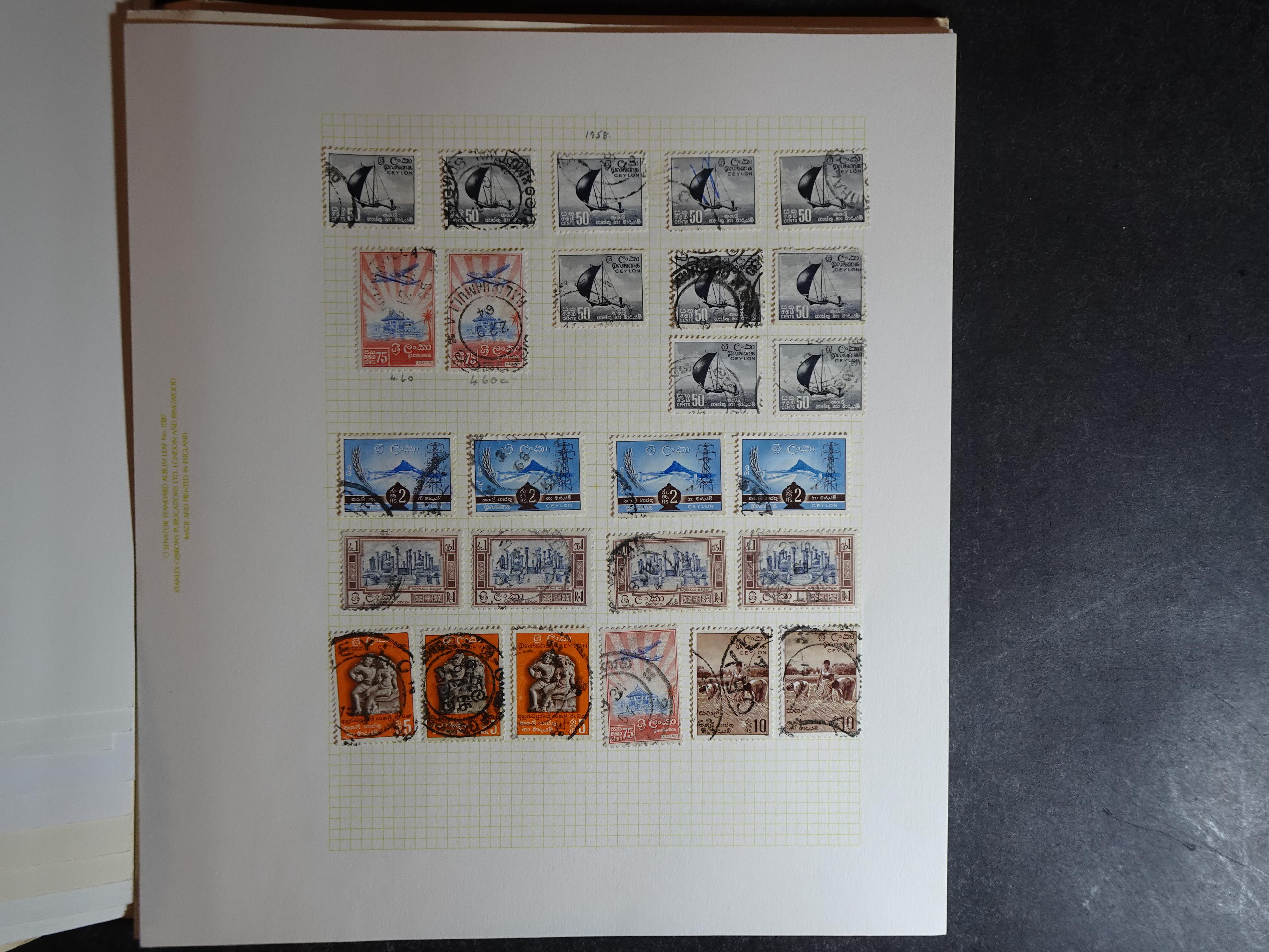 Partij op blanco bladen letter C in klemband. Bevat aardig klassiek materiaal. 85