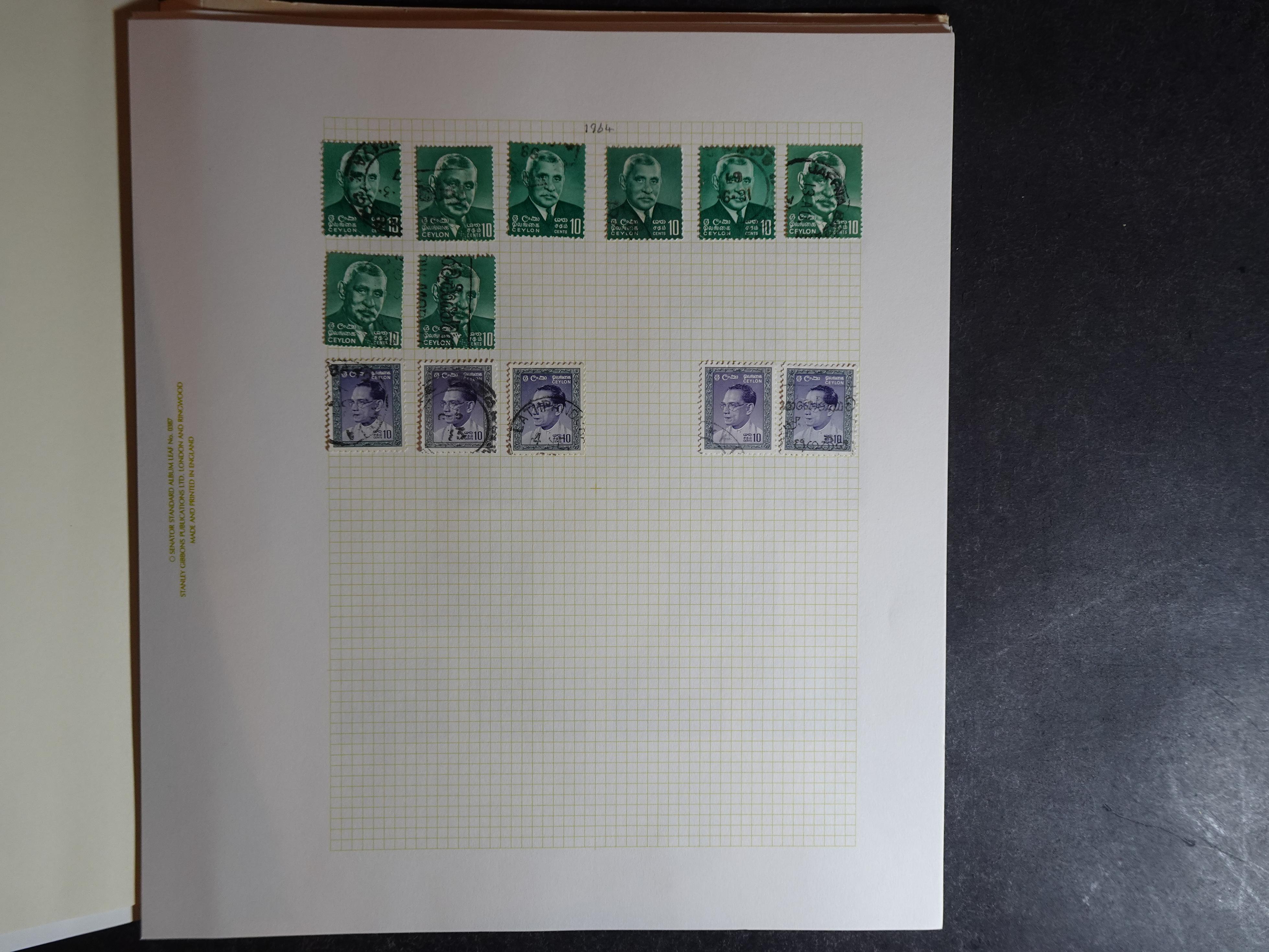 Partij op blanco bladen letter C in klemband. Bevat aardig klassiek materiaal. 91