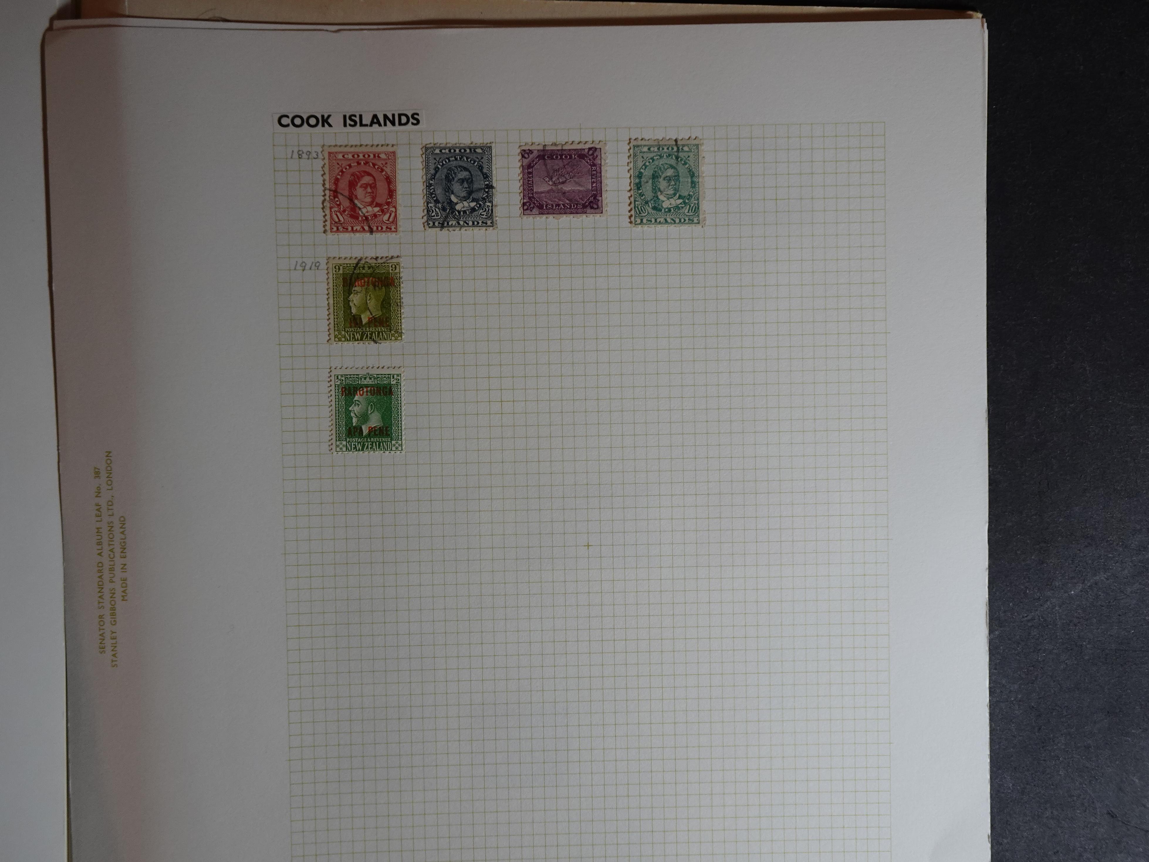 Partij op blanco bladen letter C in klemband. Bevat aardig klassiek materiaal. 104