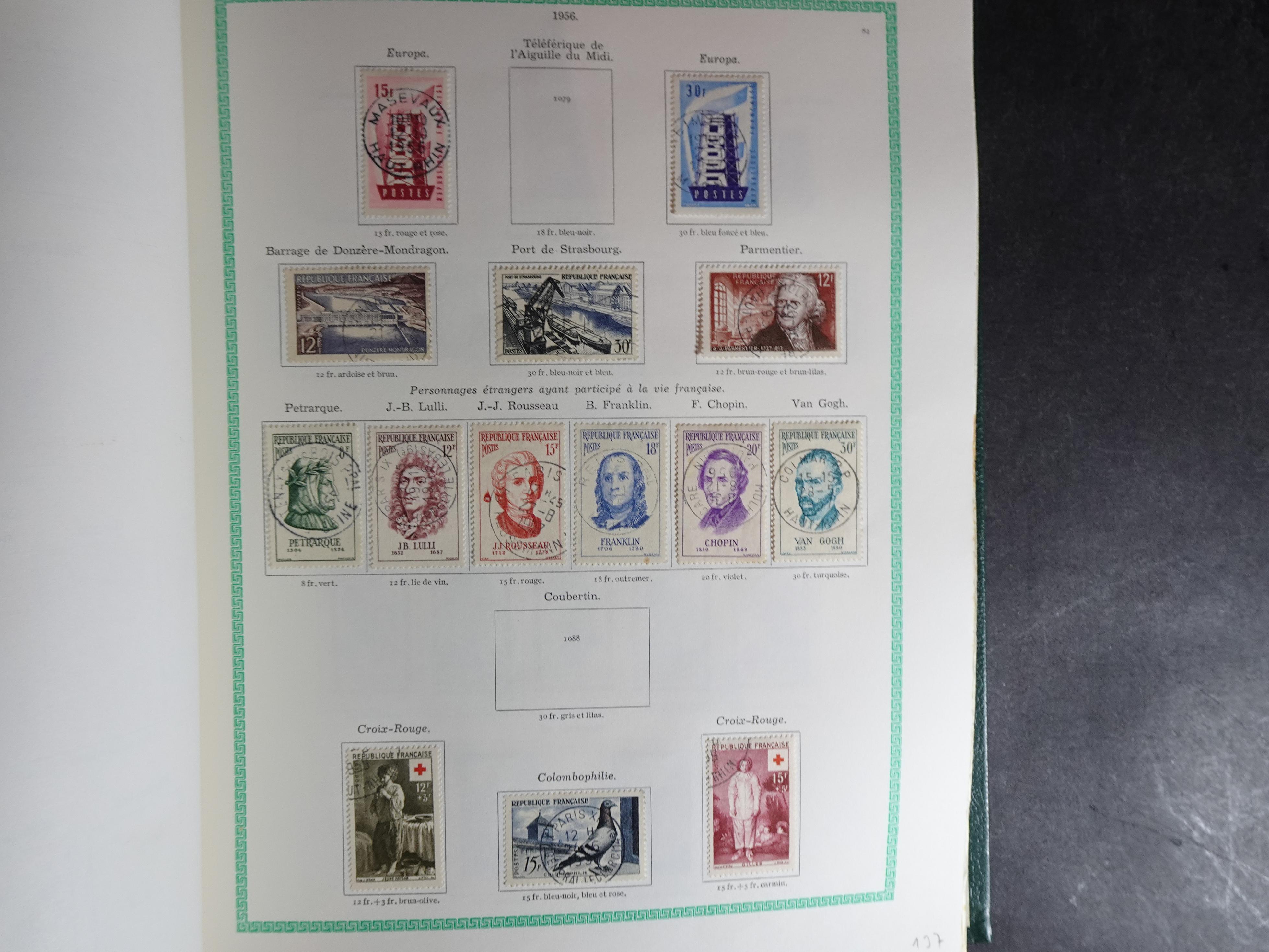 Nette collectie en goed gevulde vanaf klassiek met betere materiaal t/m 1990. 77