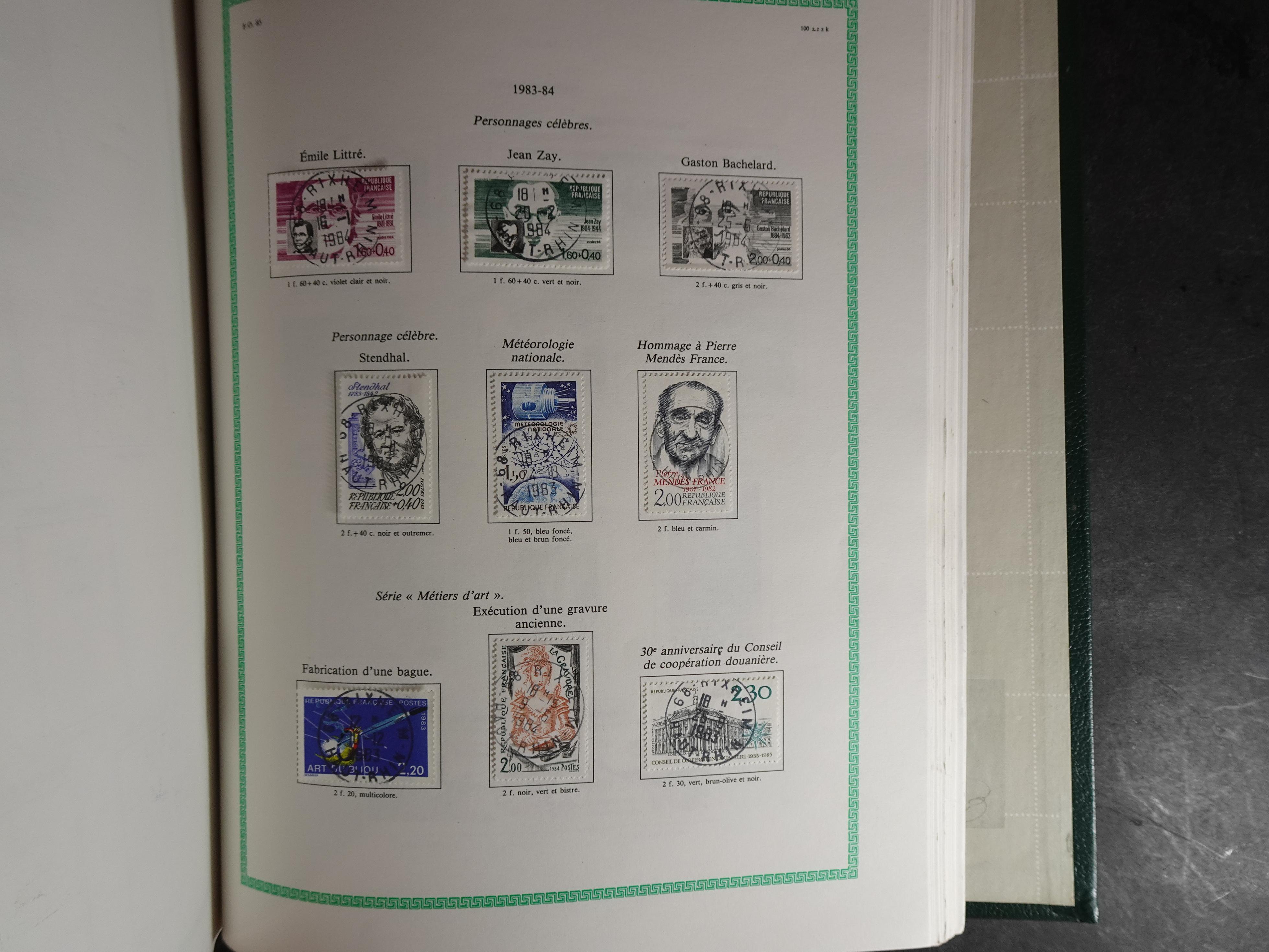 Nette collectie en goed gevulde vanaf klassiek met betere materiaal t/m 1990. 177