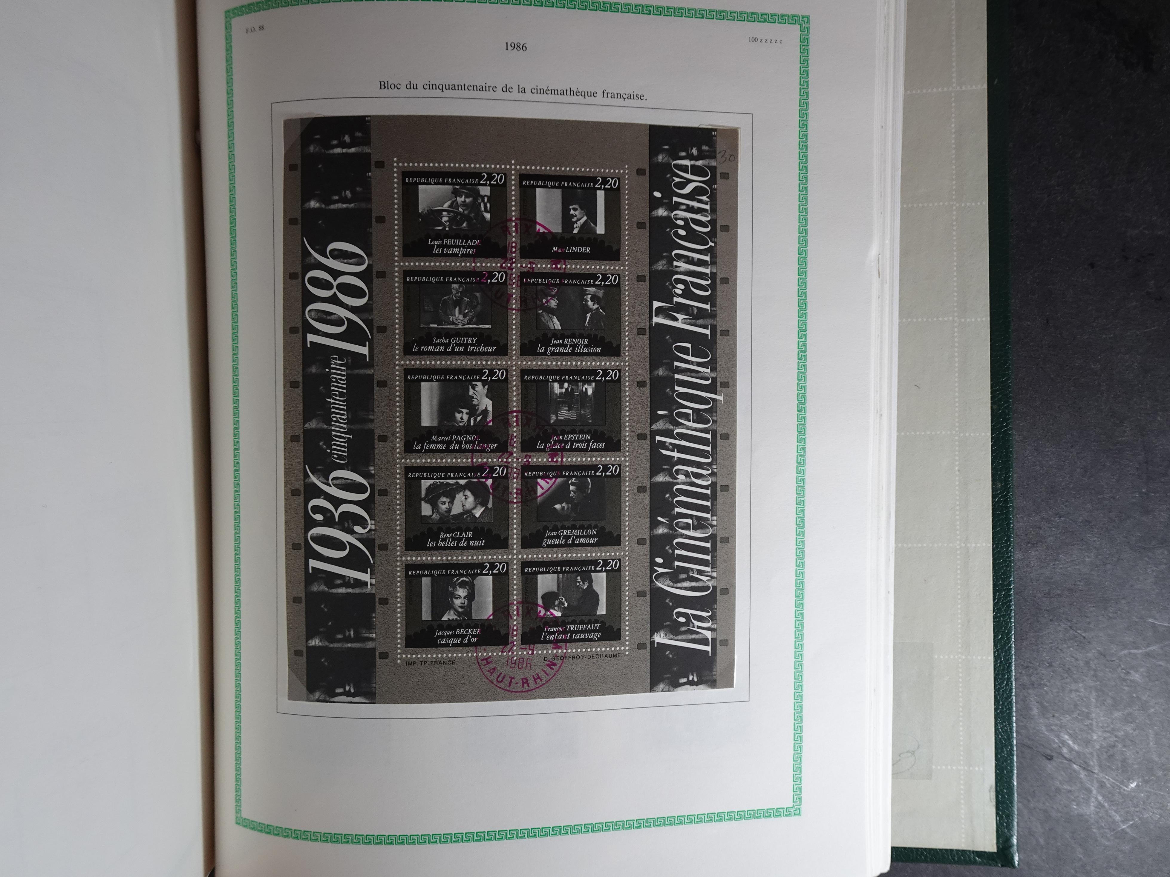 Nette collectie en goed gevulde vanaf klassiek met betere materiaal t/m 1990. 194