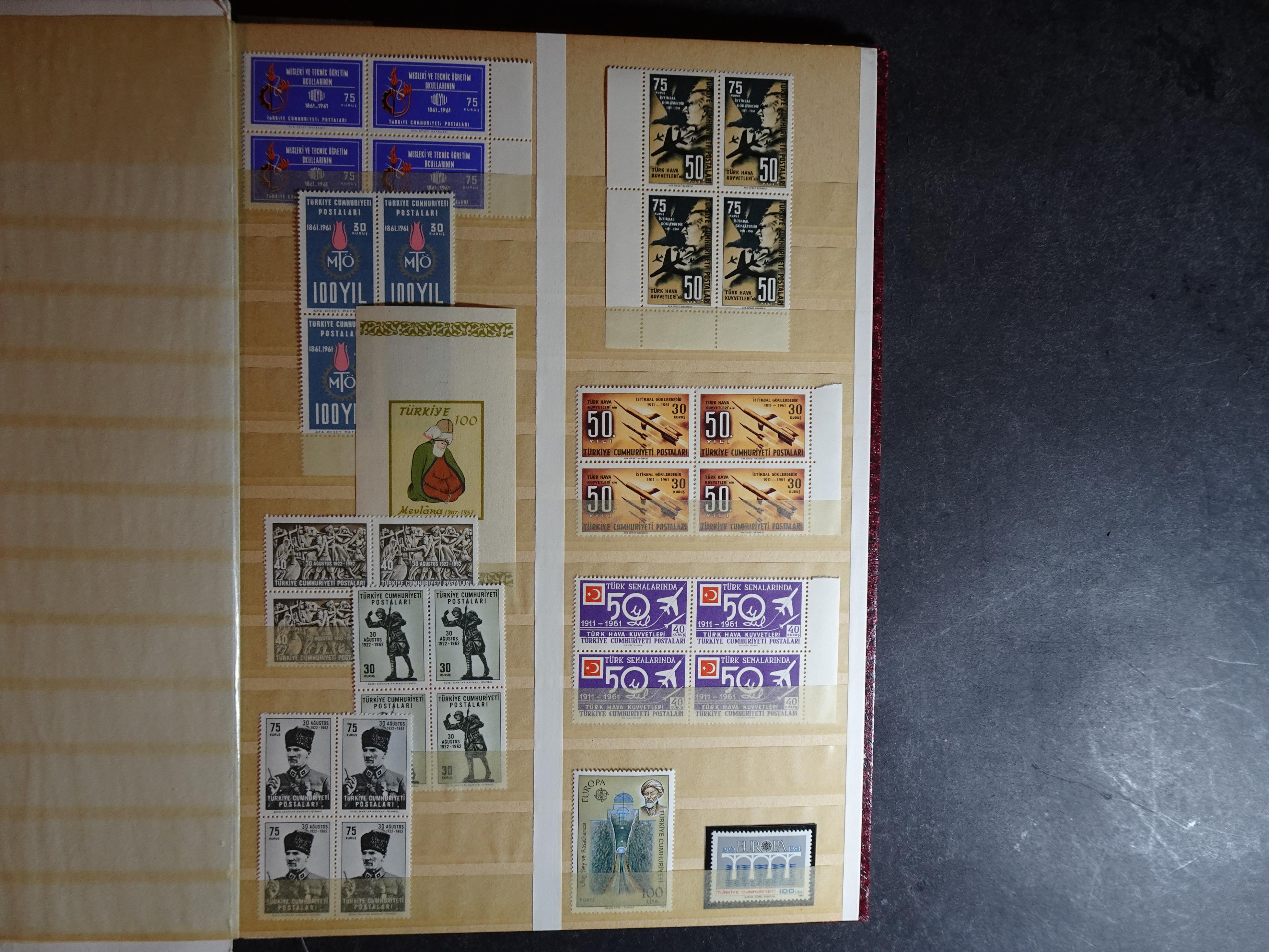 Mooie collectie met ook diverse variëteiten leuke waarde.  13