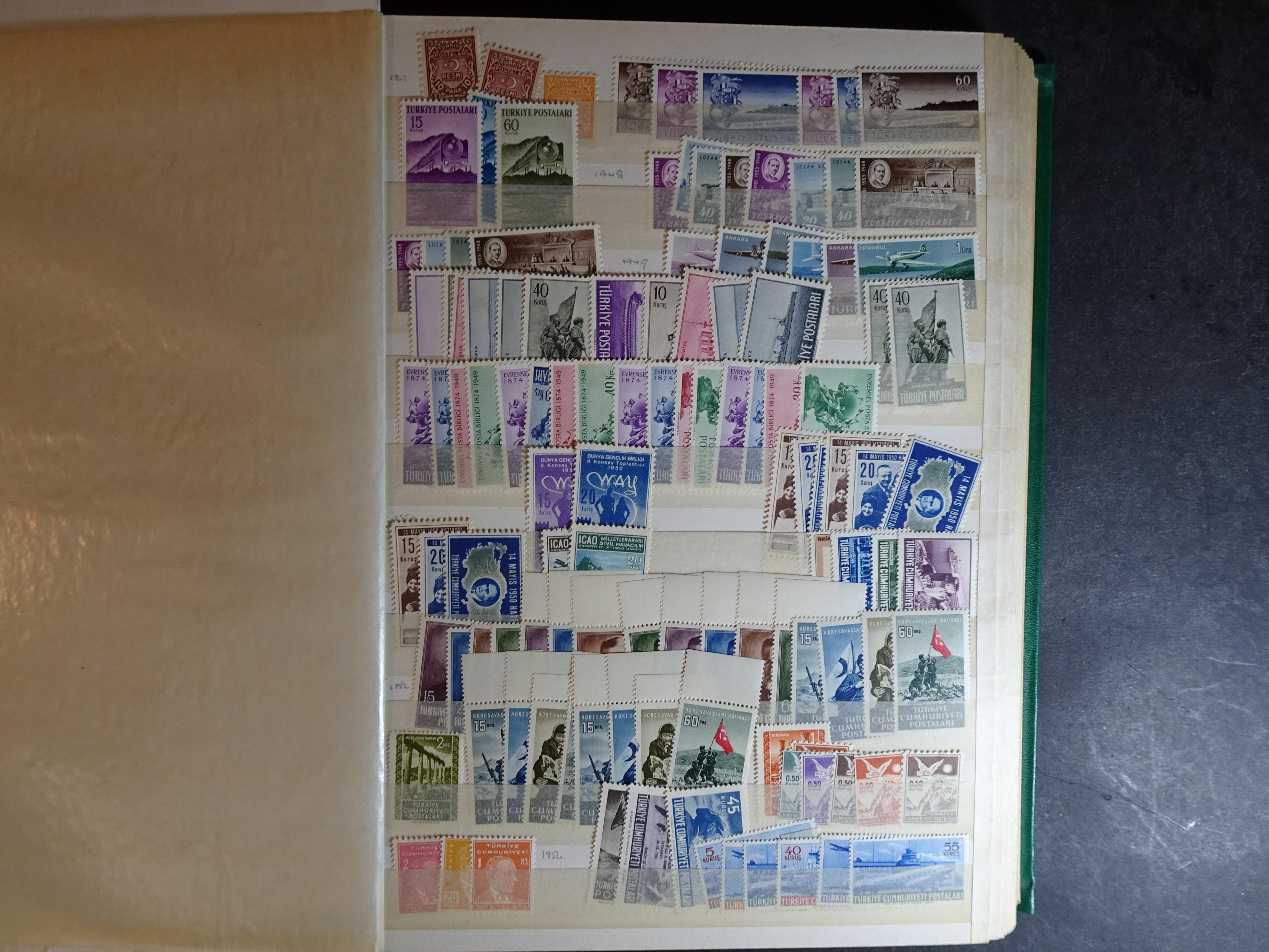 Mooie uitzoek partij met veel beter materiaal. Hoge cat waarde. 7