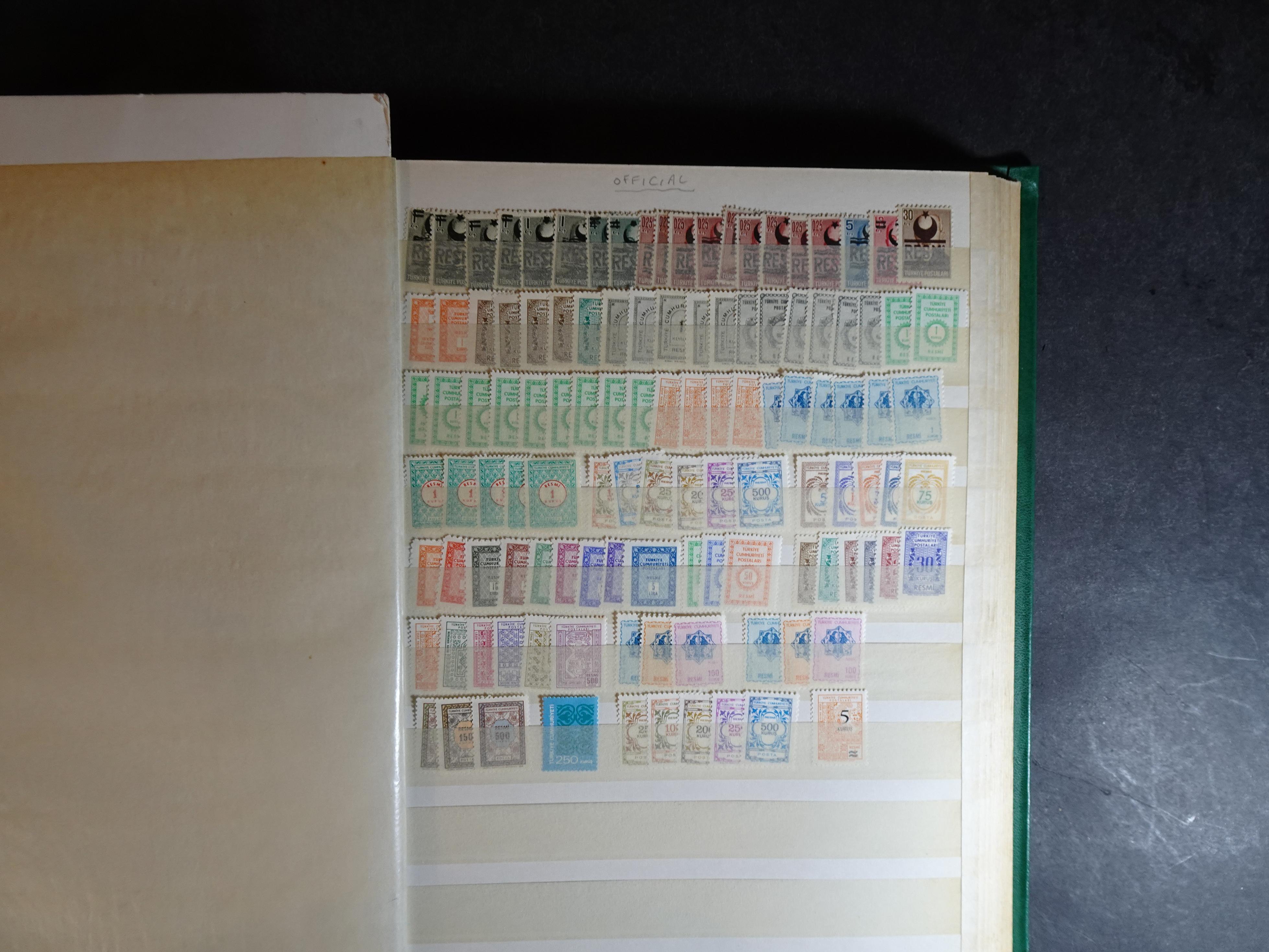 Mooie uitzoek partij met veel beter materiaal. Hoge cat waarde. 25