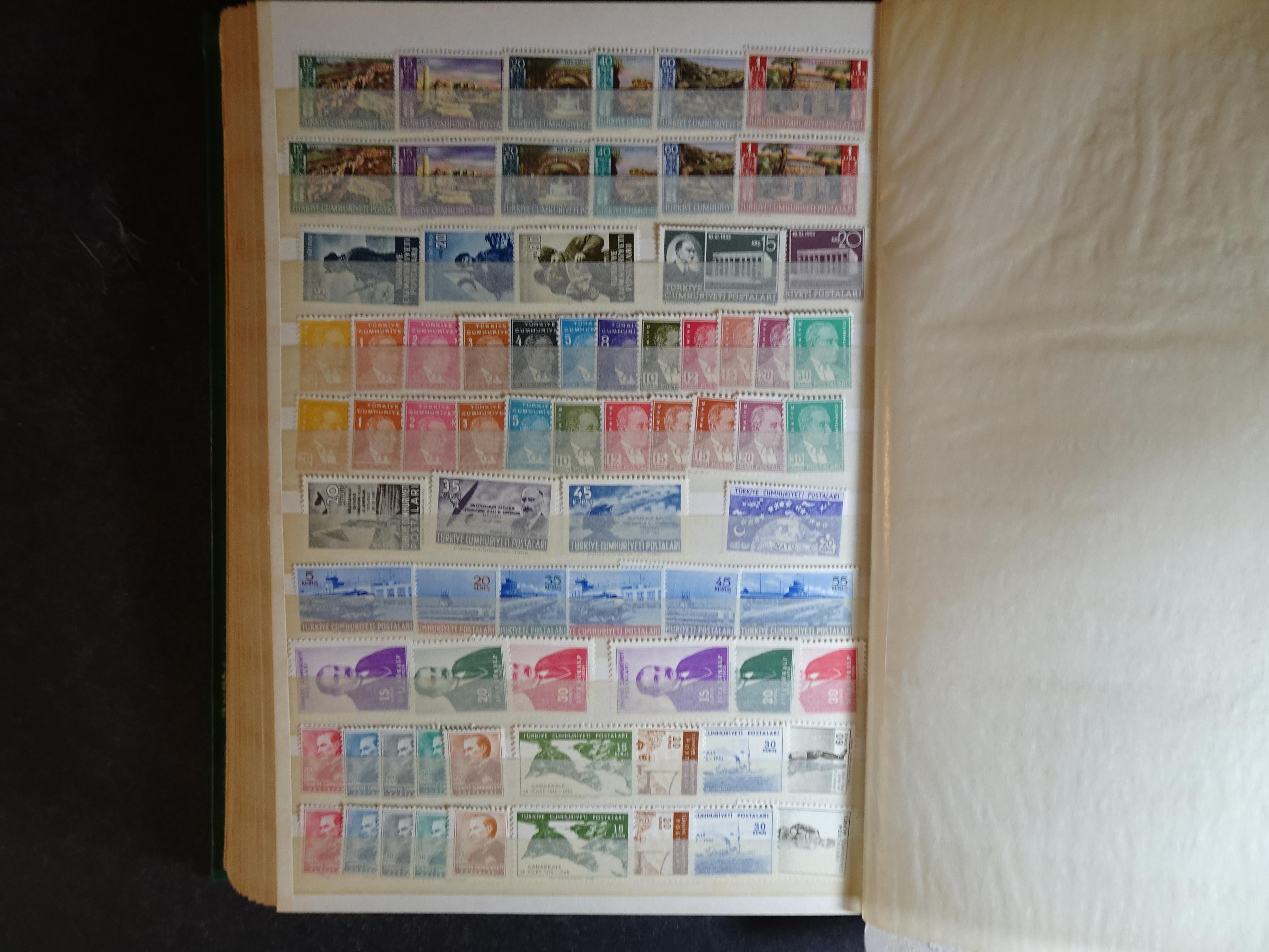 Mooie uitzoek partij met veel beter materiaal. Hoge cat waarde. 30