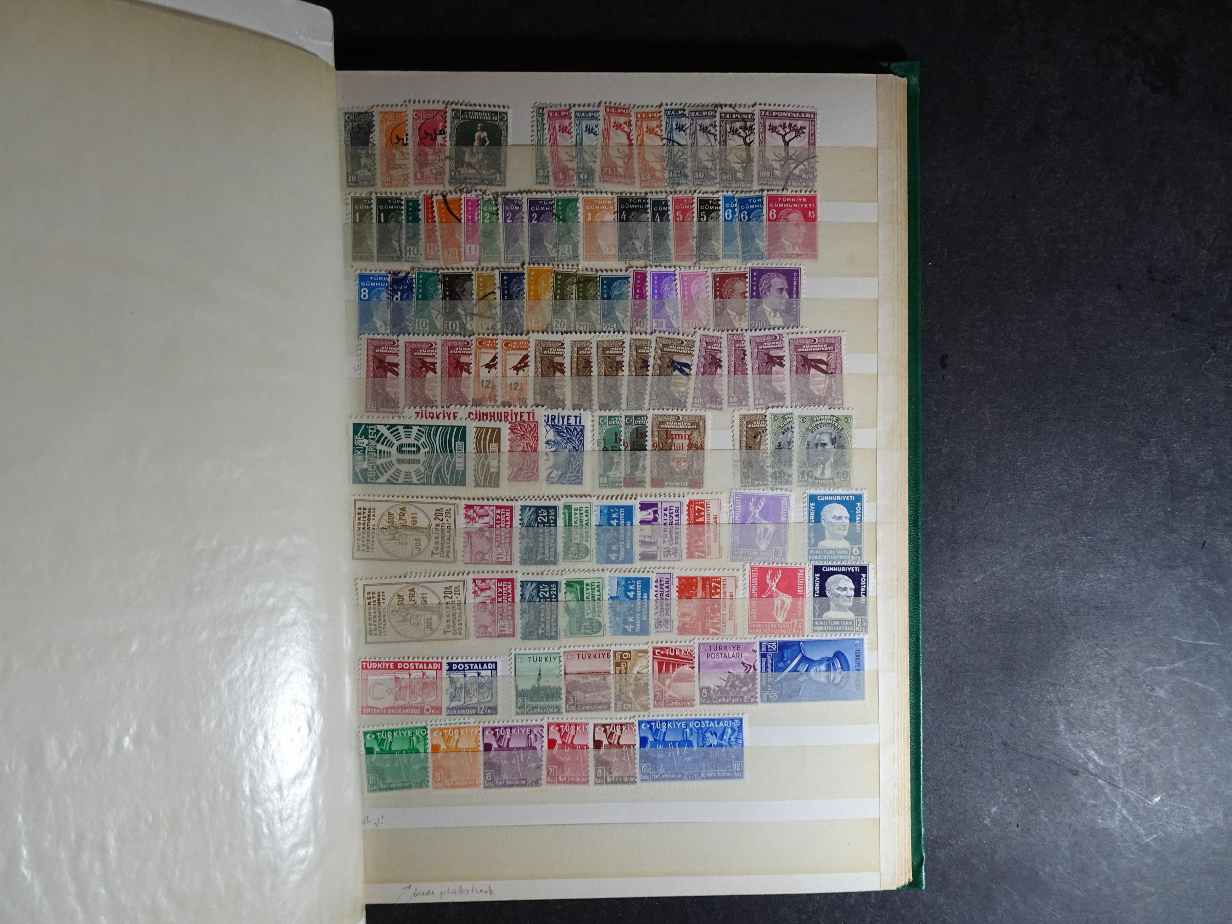 Mooie uitzoek partij met veel beter materiaal. Hoge cat waarde. 39